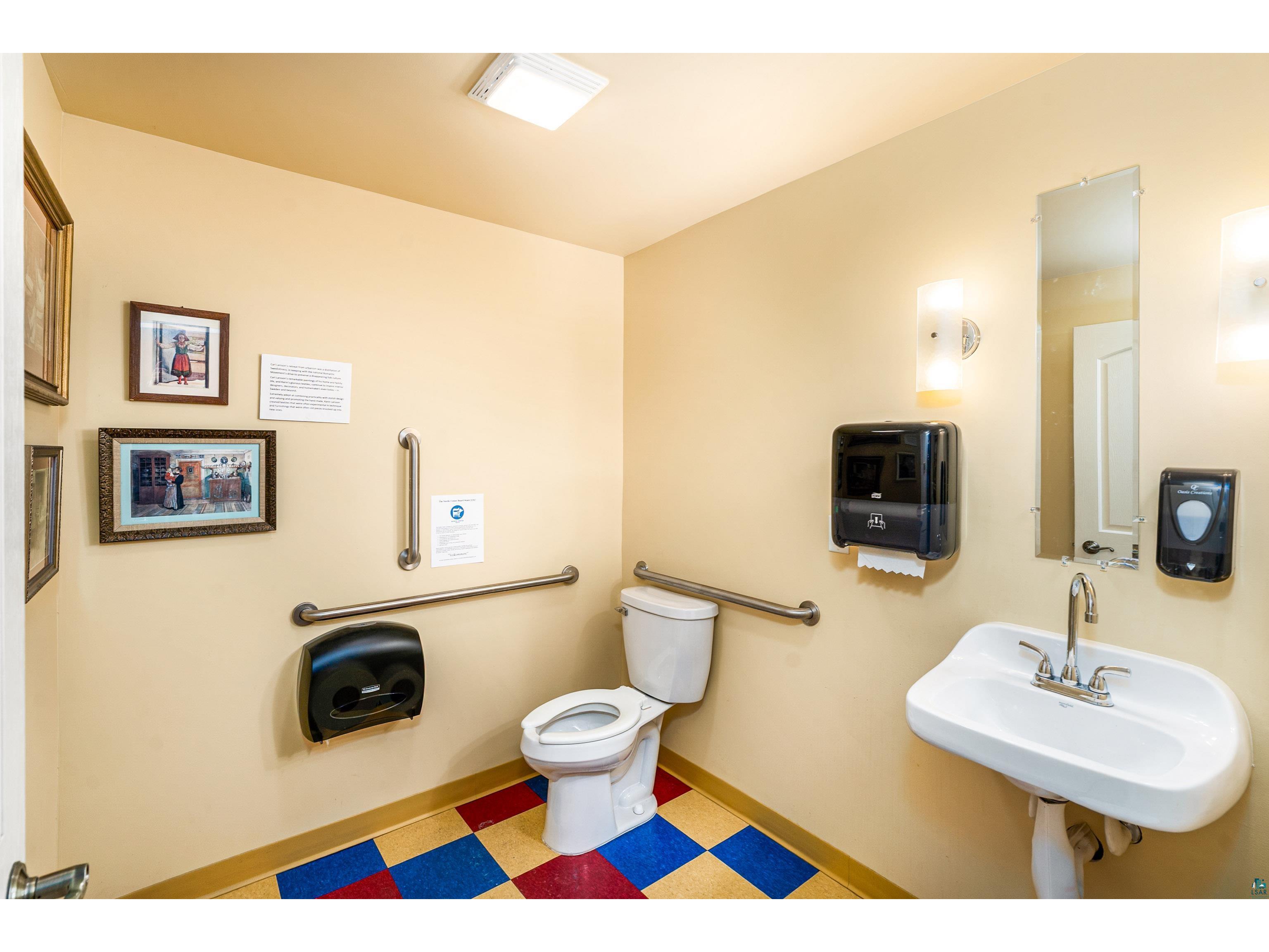 21 N Lake Ave Duluth MN 55802 6125984 image17