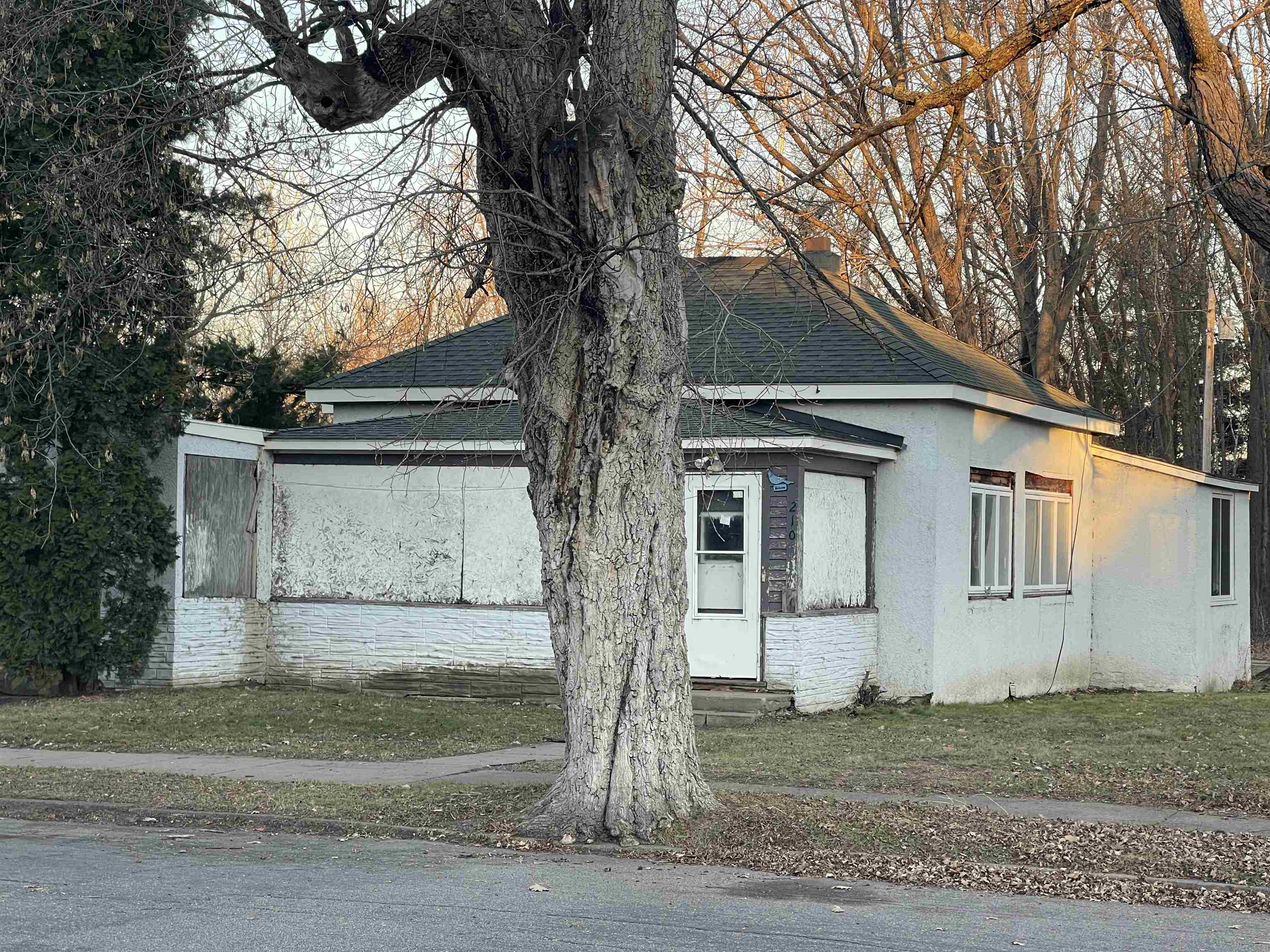 210 N Cedar St Onamia MN 56359 6123054 image1