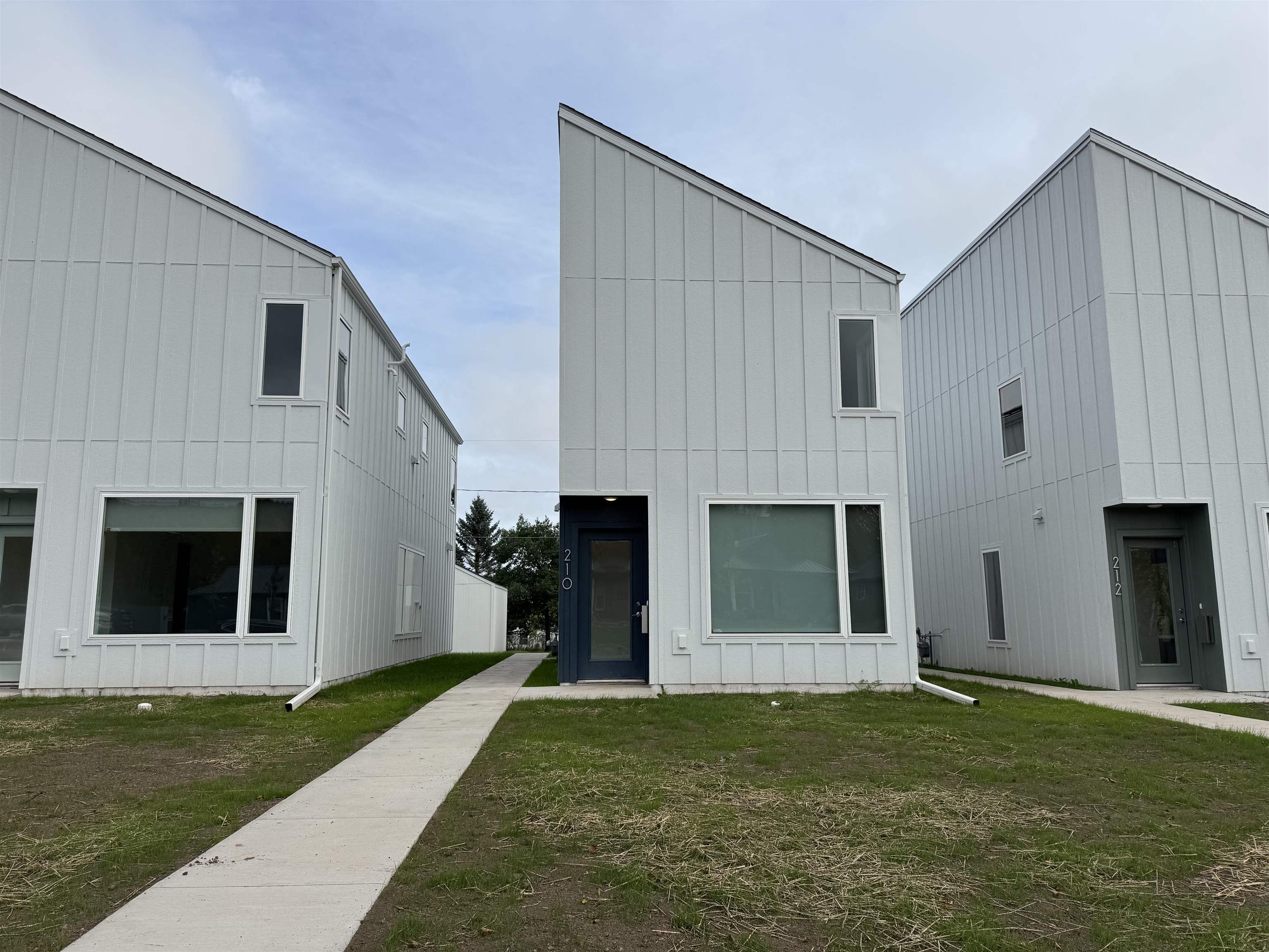 210 S 71st Ave W Duluth MN 55807 6122215 image1