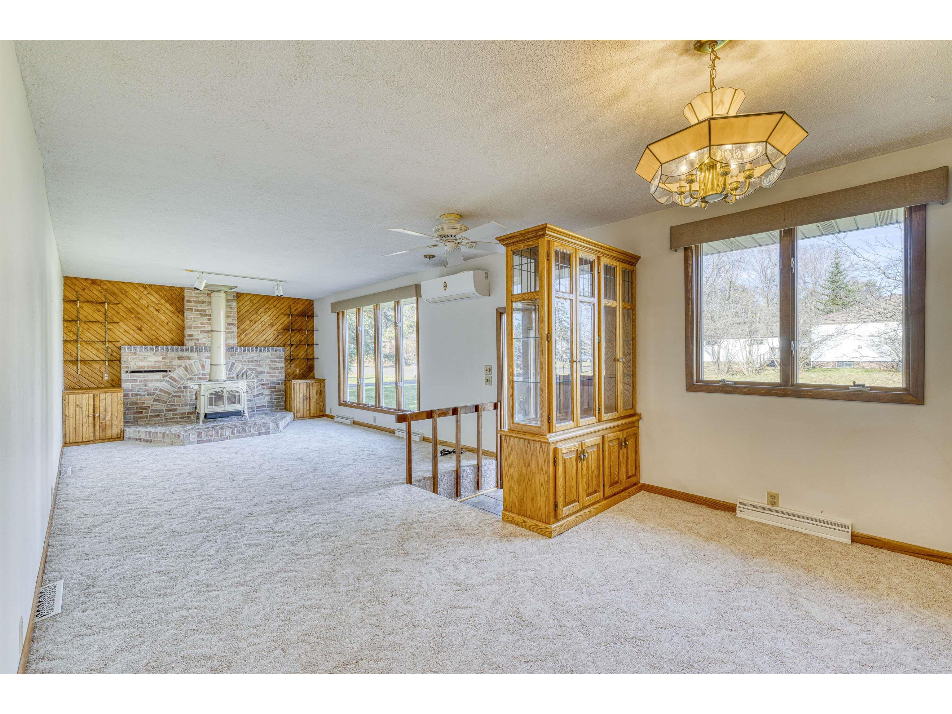 210 W Mulberry St Duluth MN 55811 6122957 image16