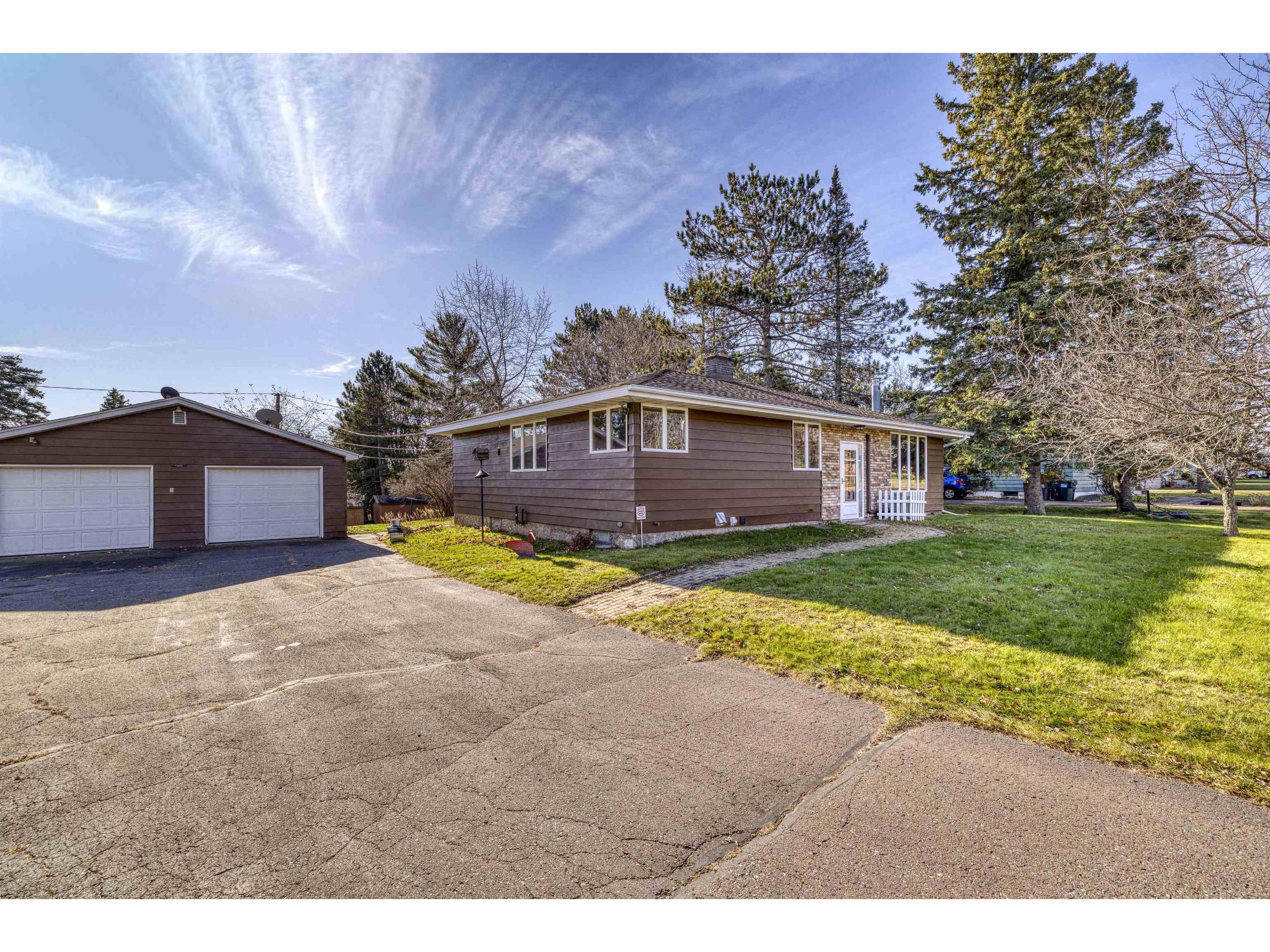 210 W Mulberry St Duluth MN 55811 6122957 image2