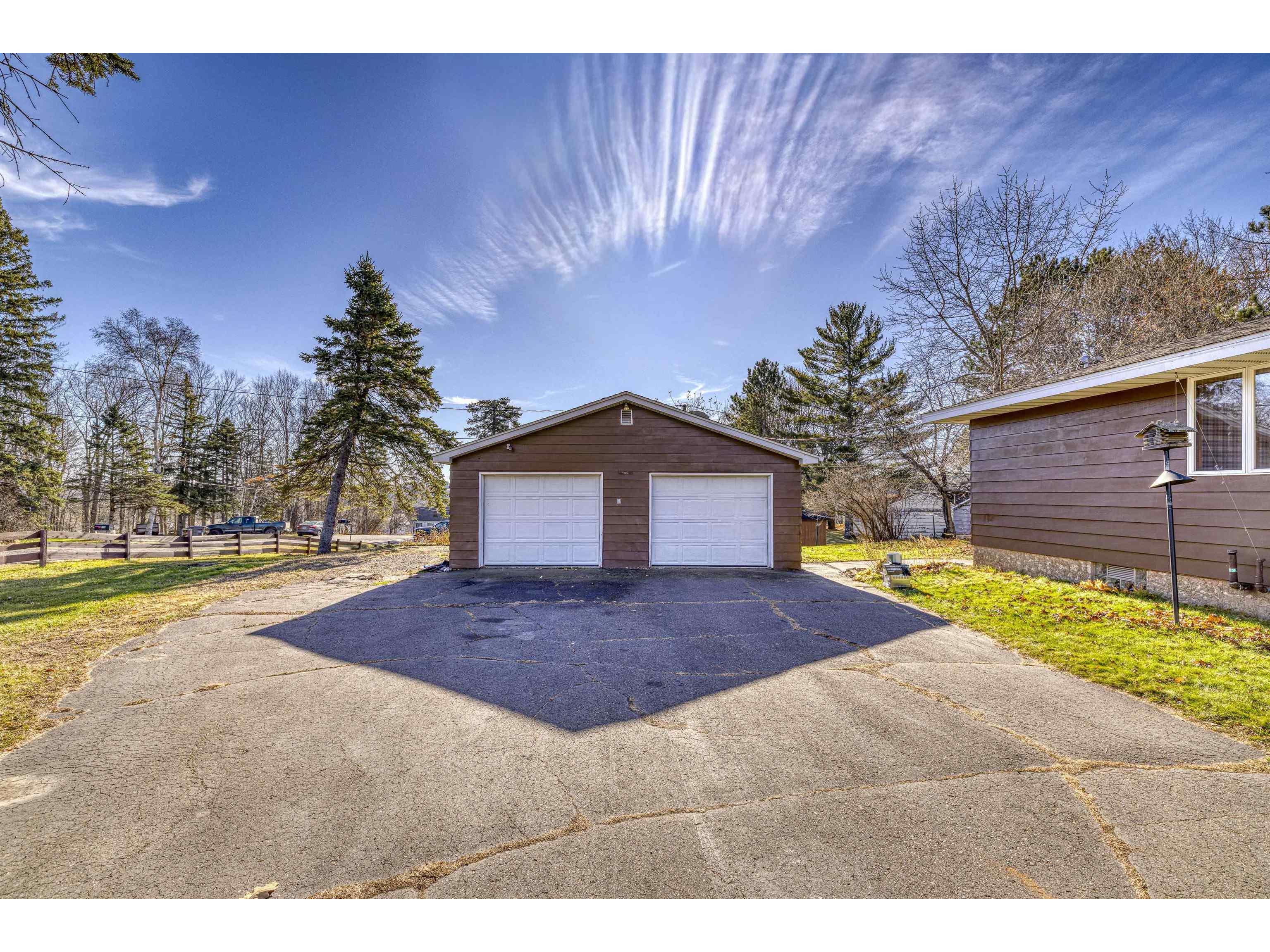 210 W Mulberry St Duluth MN 55811 6122957 image3