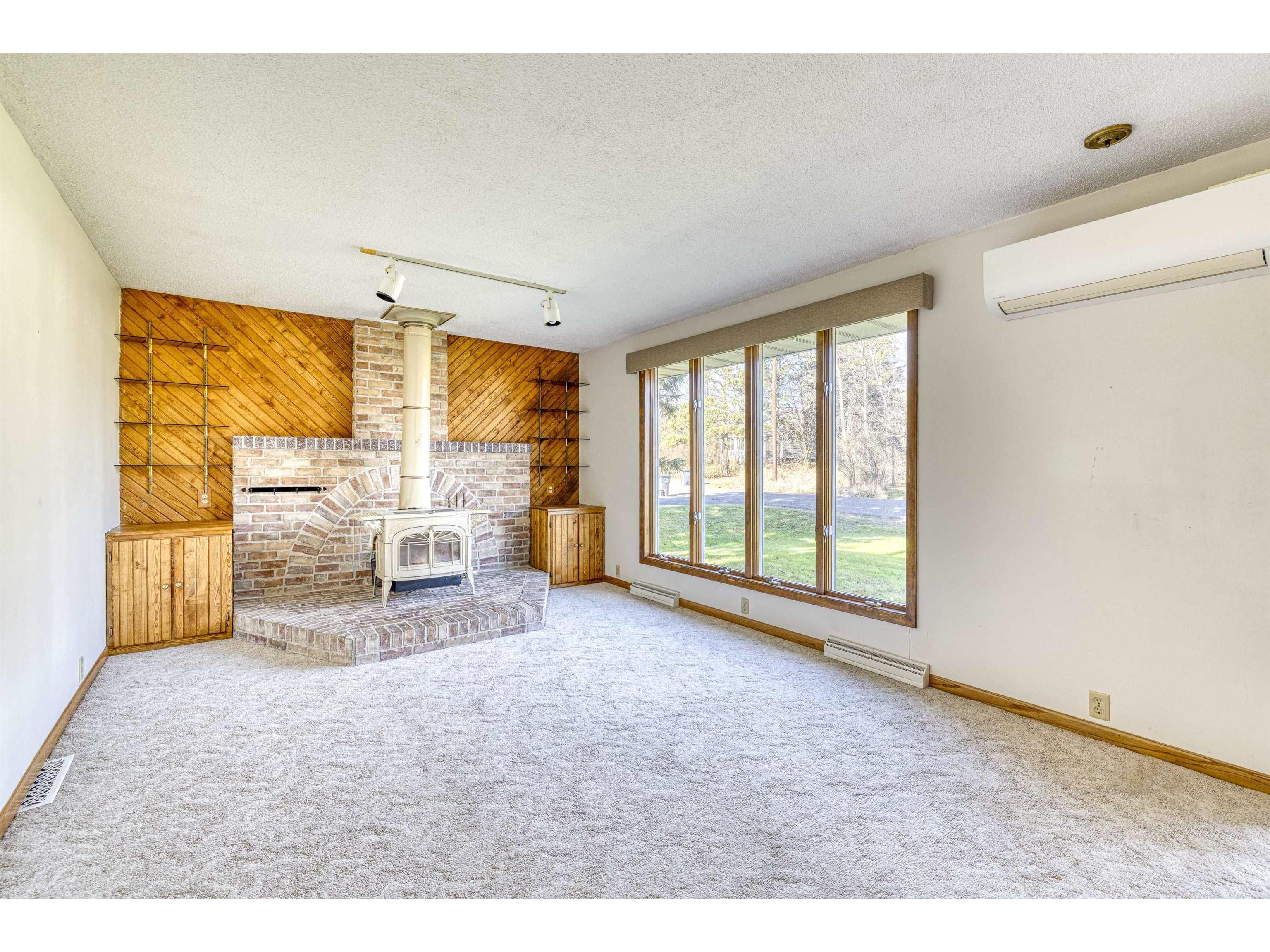 210 W Mulberry St Duluth MN 55811 6122957 image8