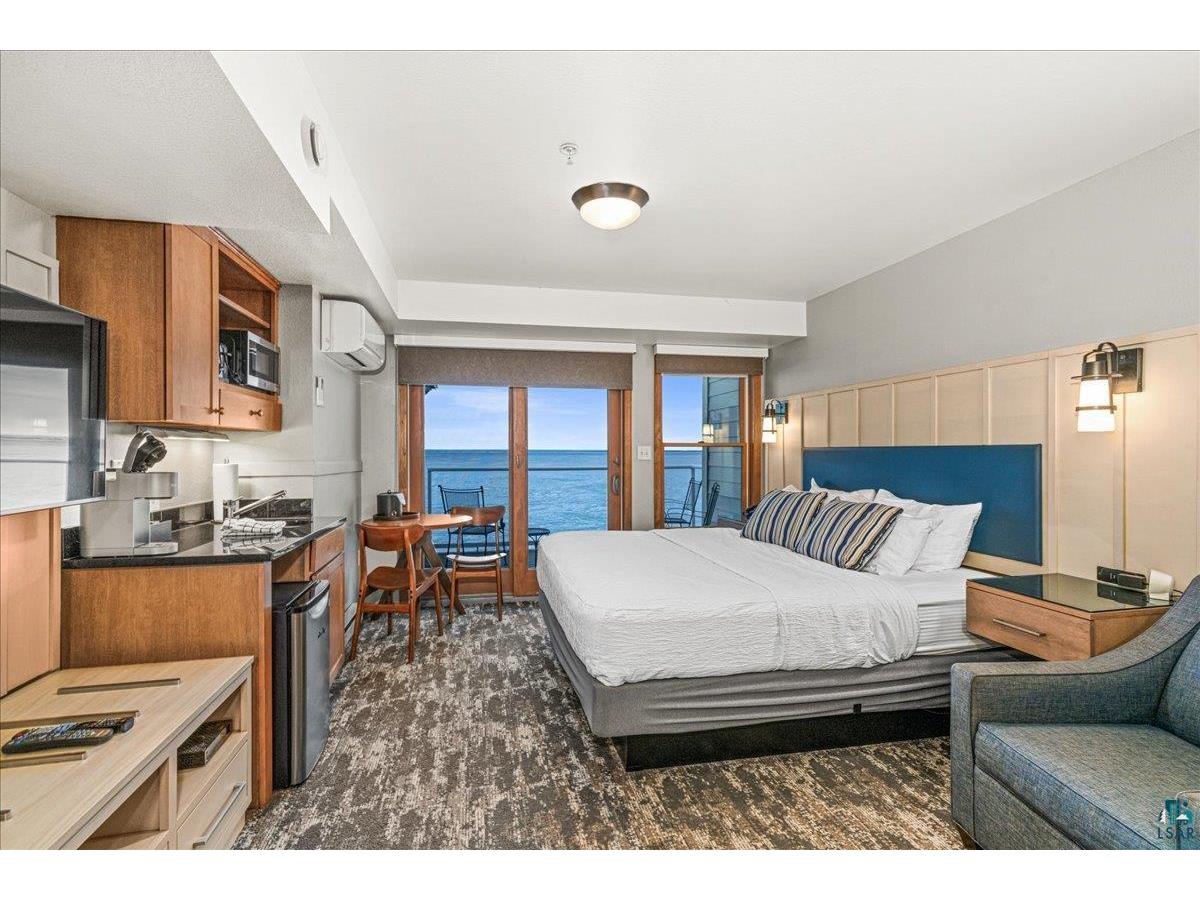 2100 Water St Duluth MN 55812 - Lake Superior 6124242 image35