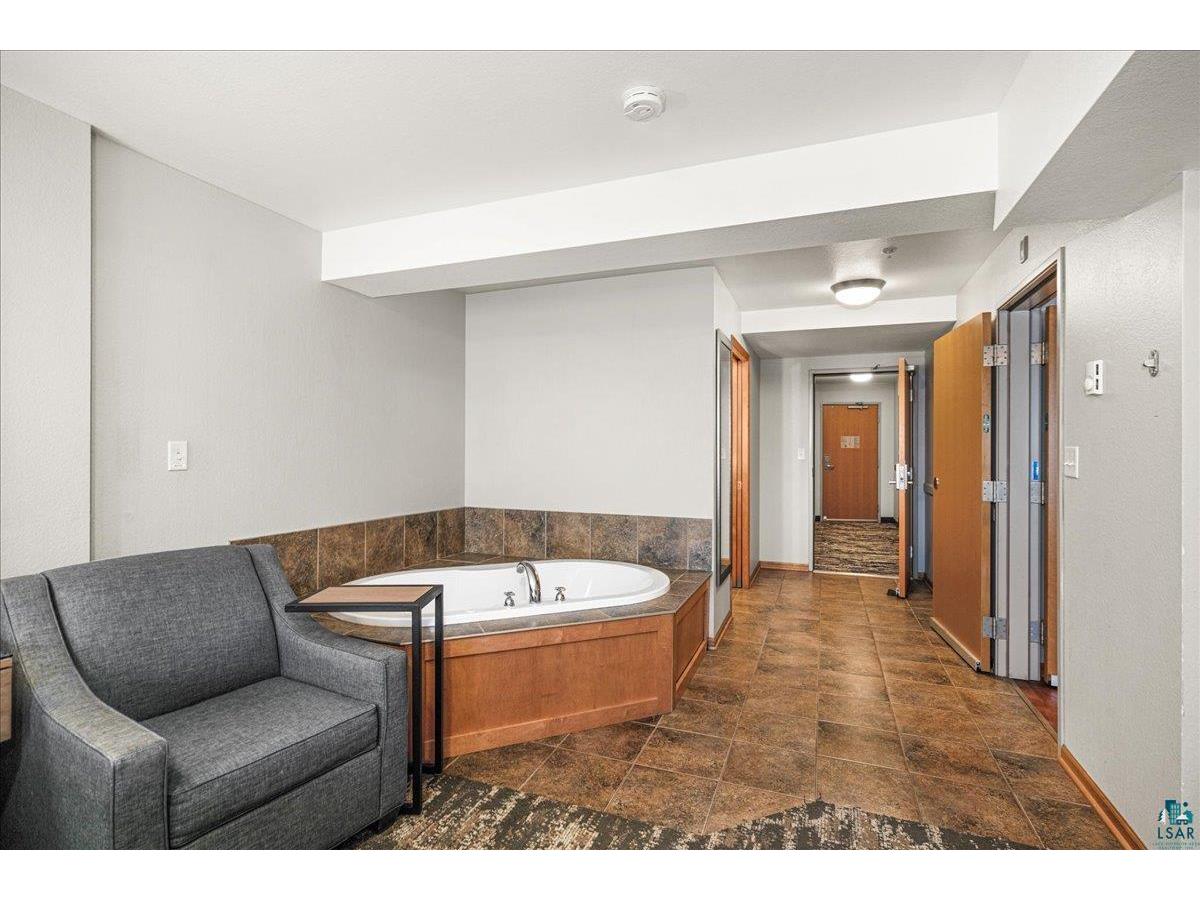 2100 Water St Duluth MN 55812 - Lake Superior 6124242 image36