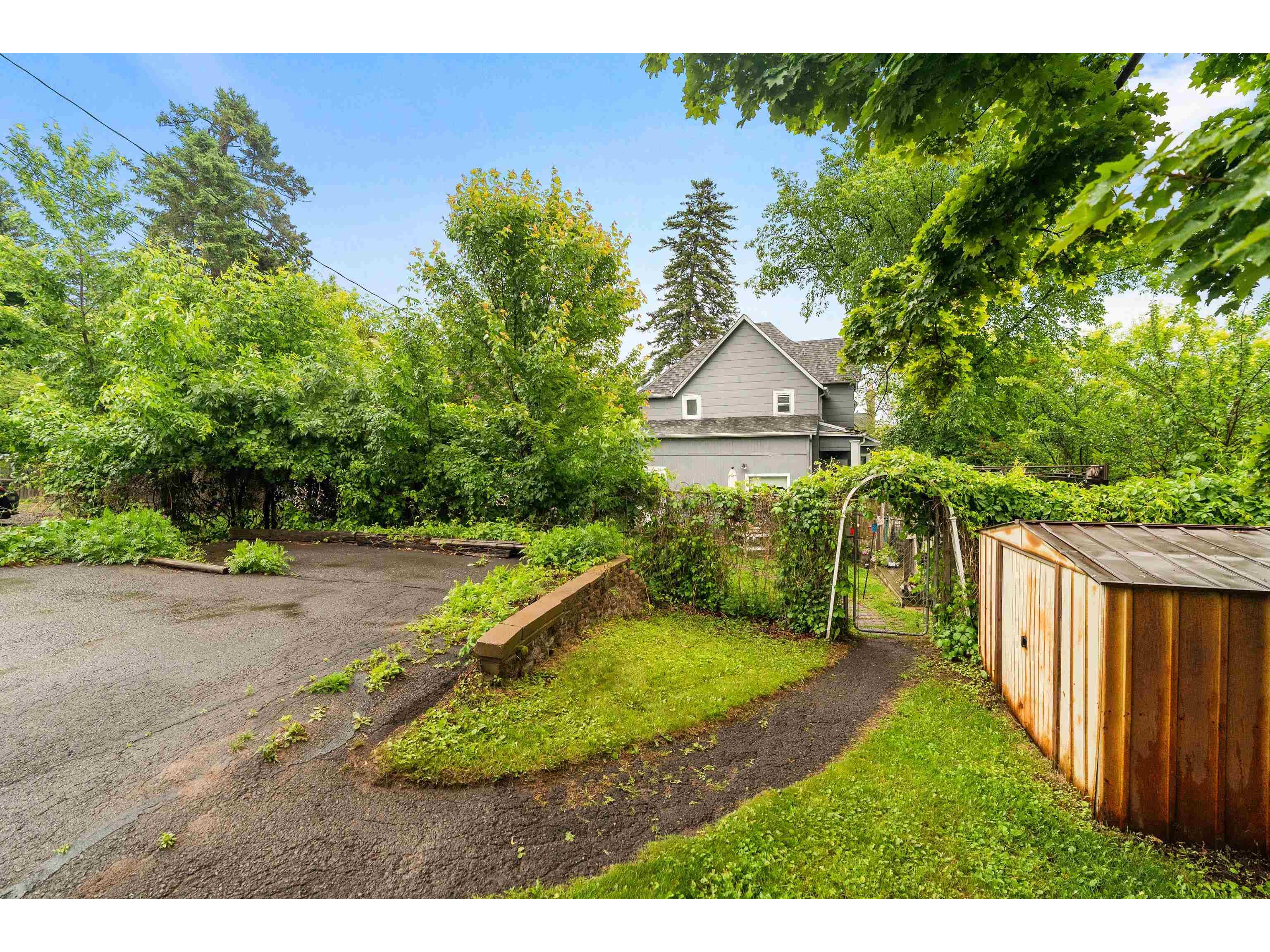 2101 E 1st St Duluth MN 55812 6122223 image44