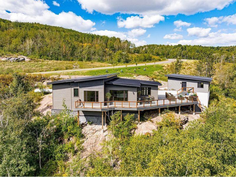 2102 N 40th Ave W Duluth MN 55811 6123304 image1