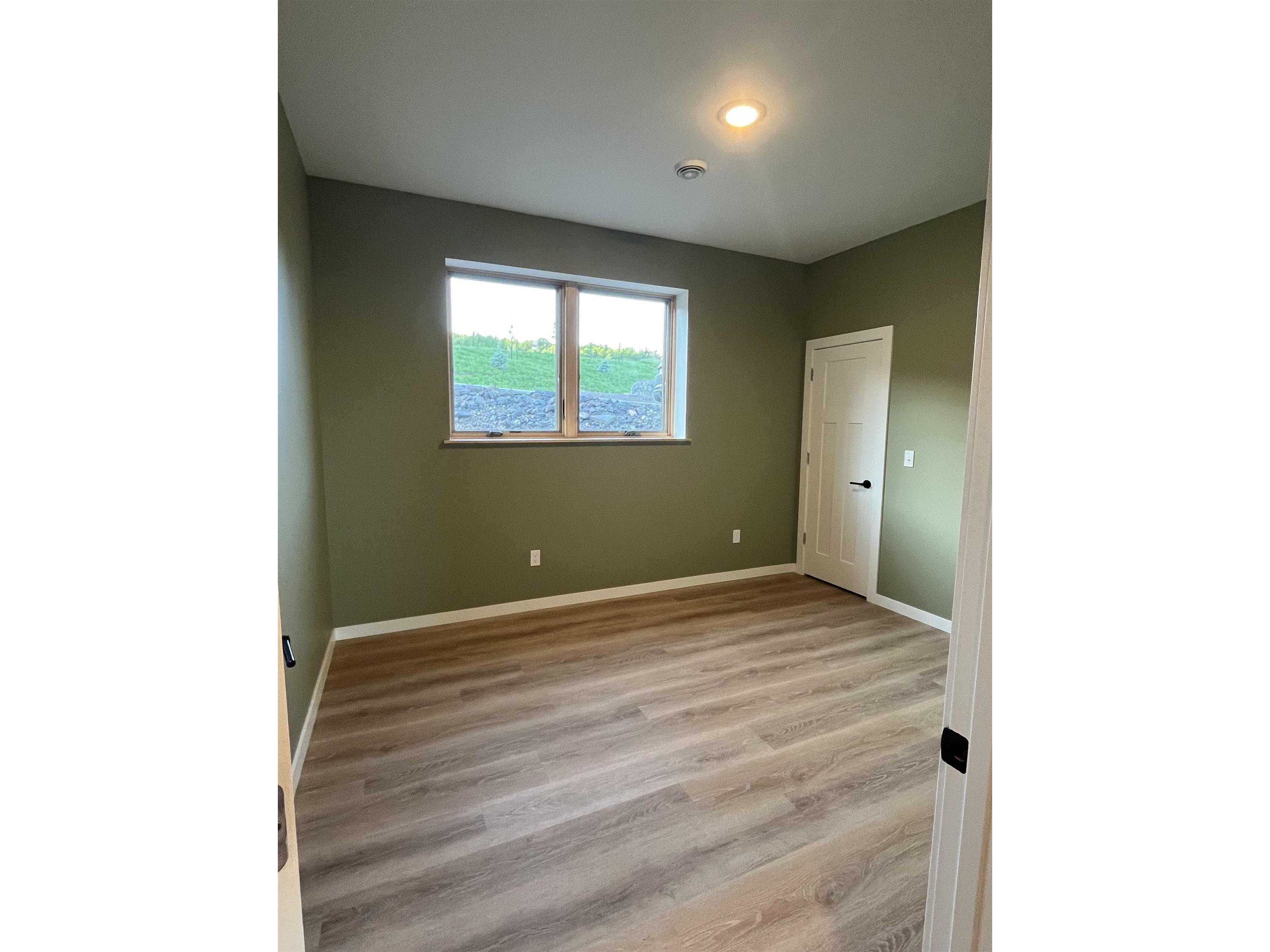 2102 N 40th Ave W Duluth MN 55811 6123304 image25