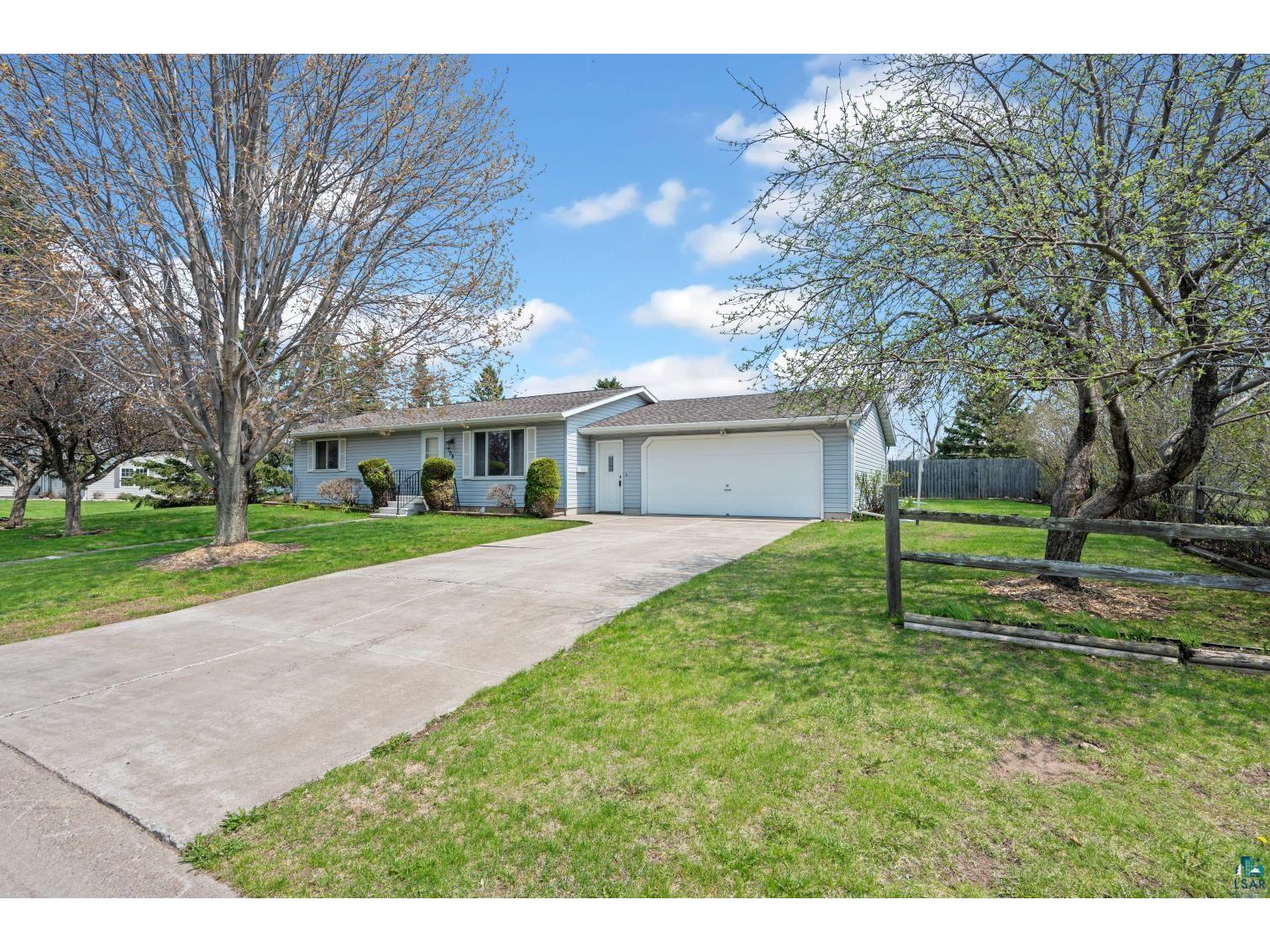 2106 Aspen Ln Superior WI 54880 6108242 image1