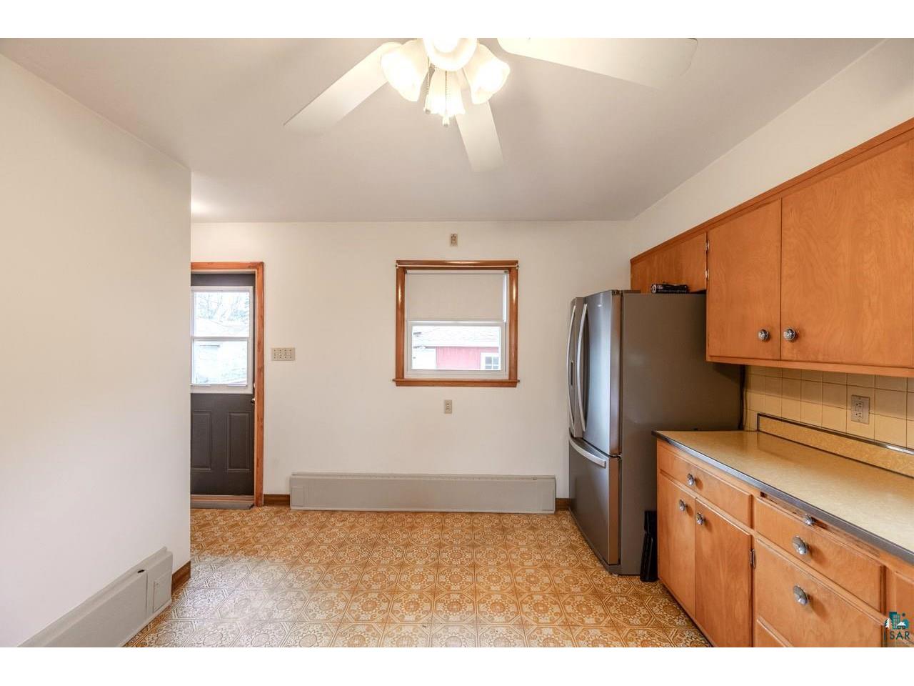 211 NW 10th St Chisholm MN 55719 6124813 image11