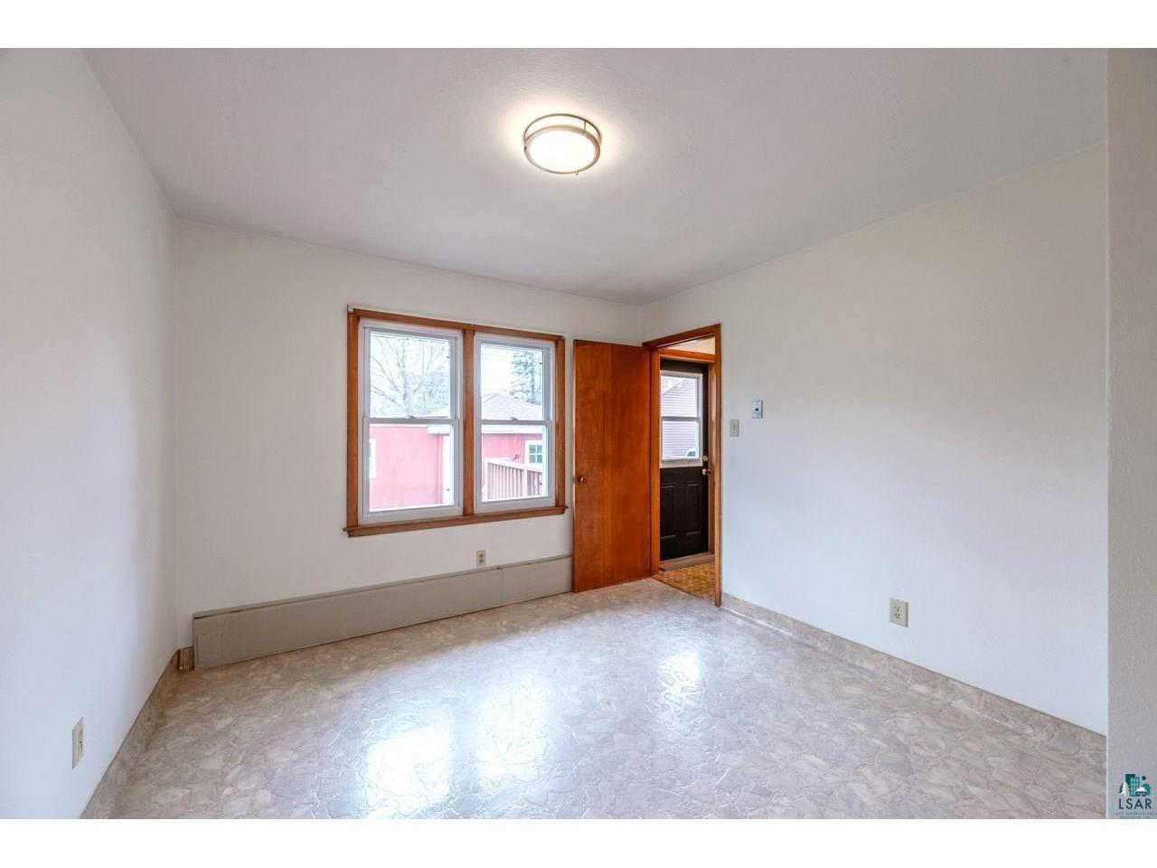 211 NW 10th St Chisholm MN 55719 6124813 image14