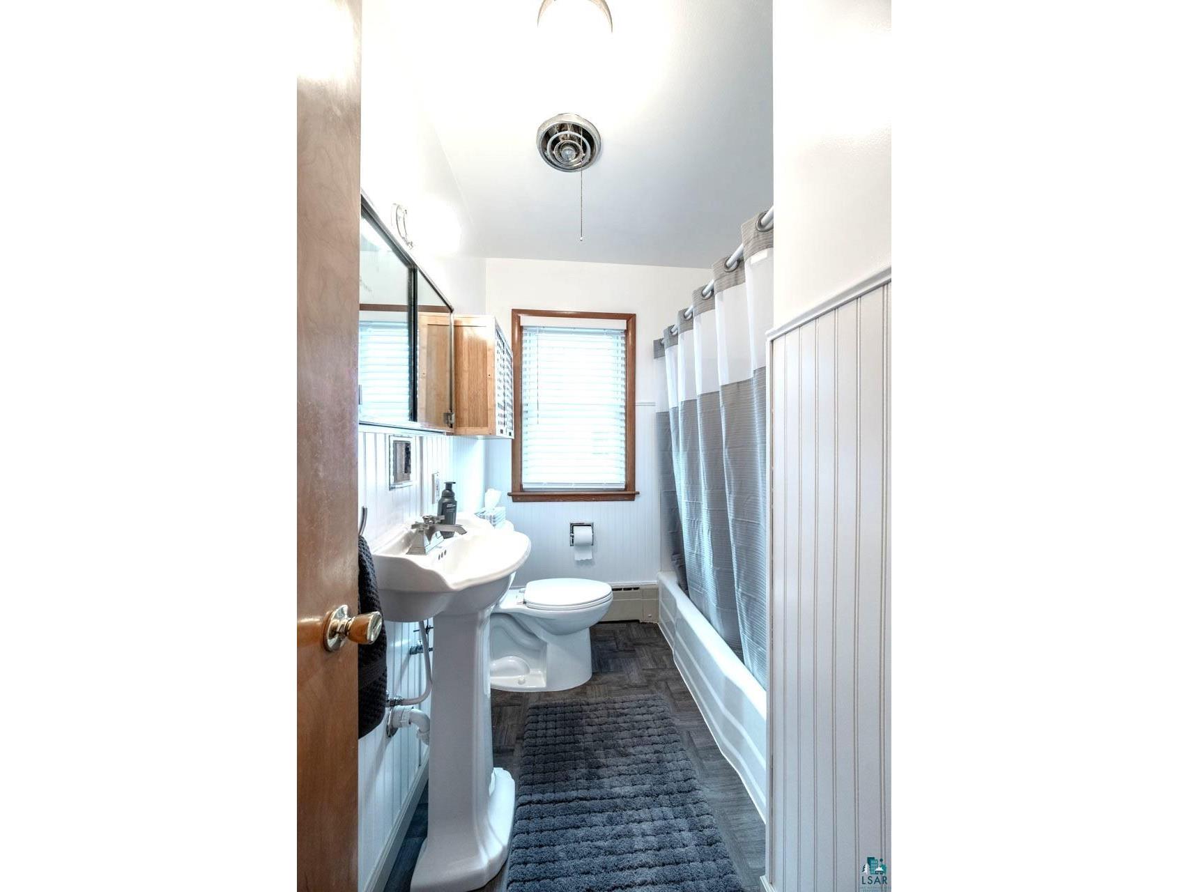 211 NW 10th St Chisholm MN 55719 6124813 image20