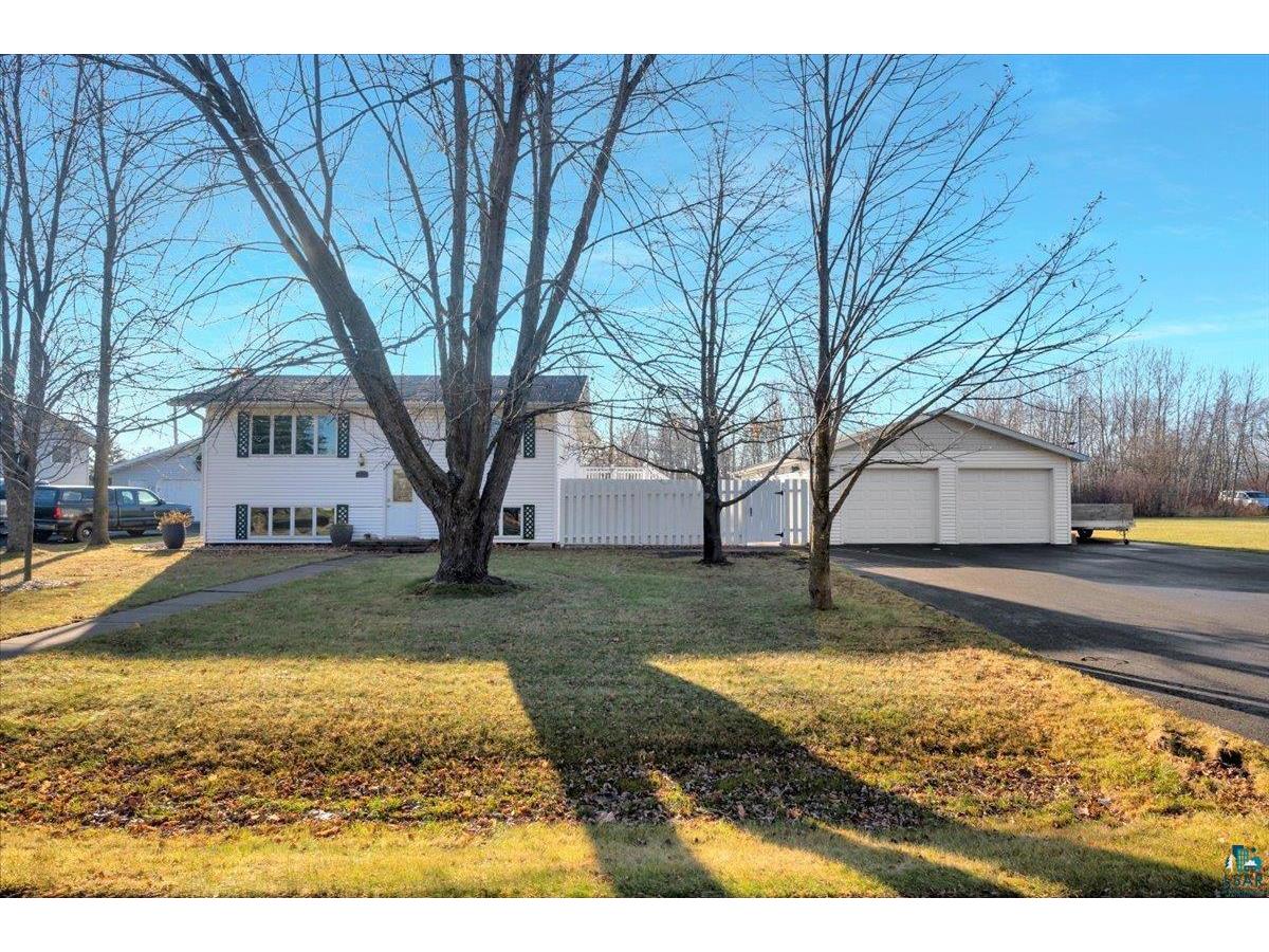 2110 E 12th St Superior WI 54880 6111681 image1