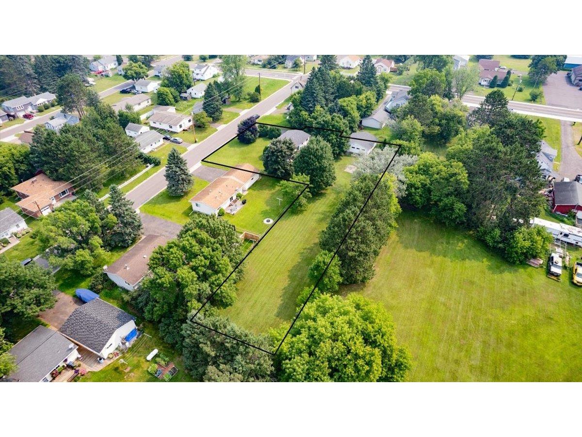 2112 Prospect Ave Cloquet MN 55720 6121133 image1