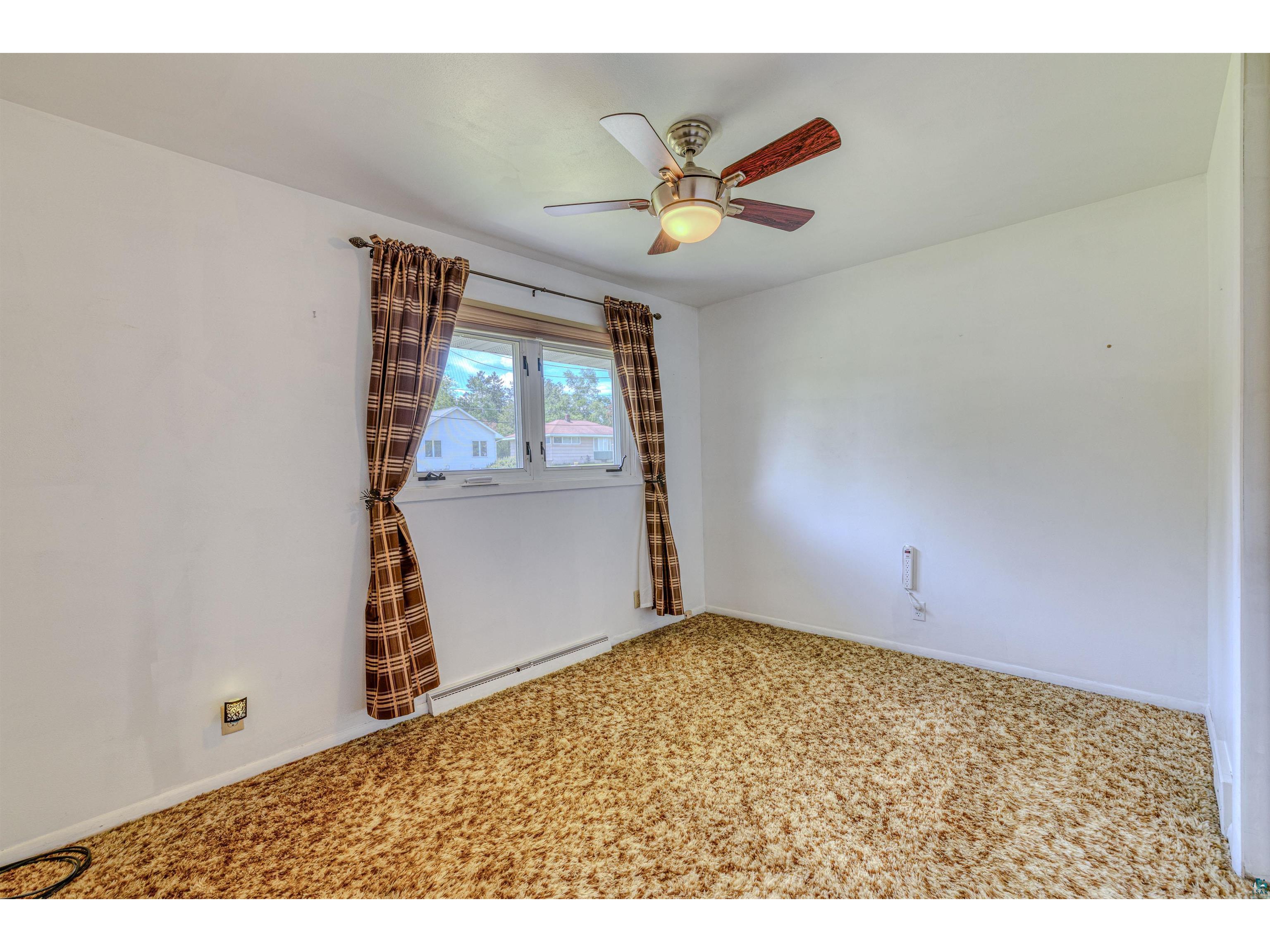 2113 Hutchinson Rd Duluth MN 55811 6126152 image12