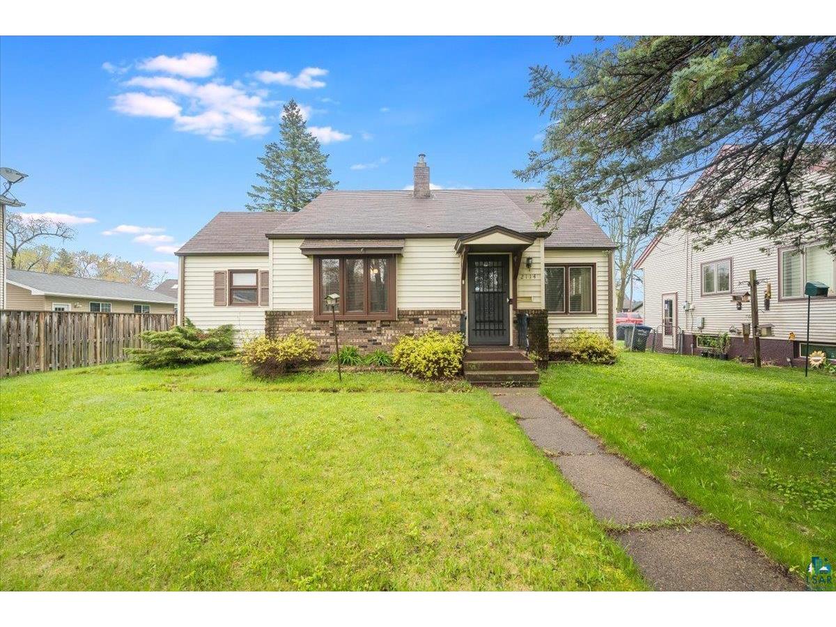 2114 Missouri Ave Superior WI 54880 6113707 image1