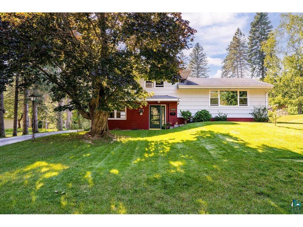 2115 Harvard Ave Duluth MN 55803 6115397 image1