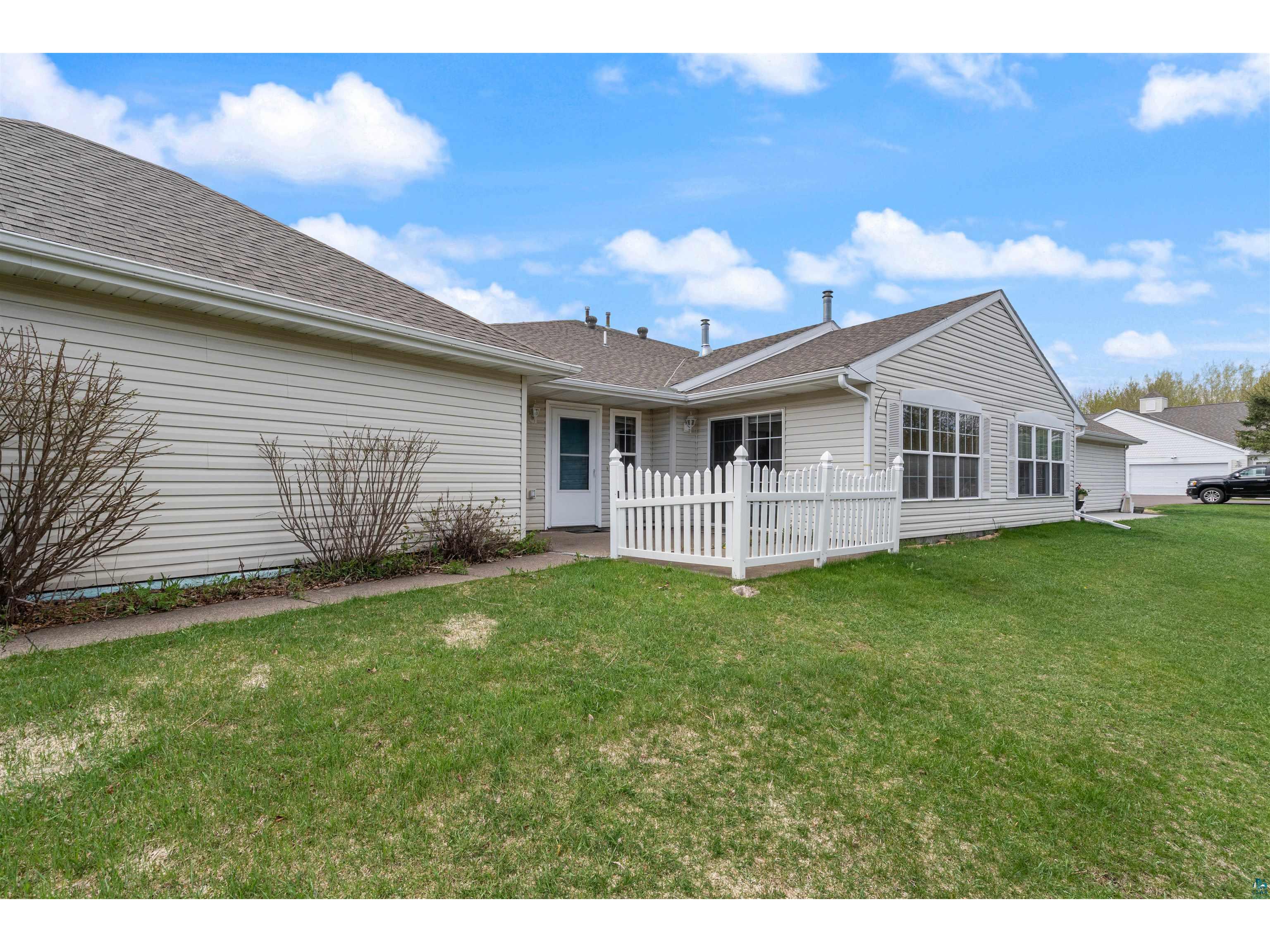 2116 Miller Creek Dr Duluth MN 55811 6125422 image1
