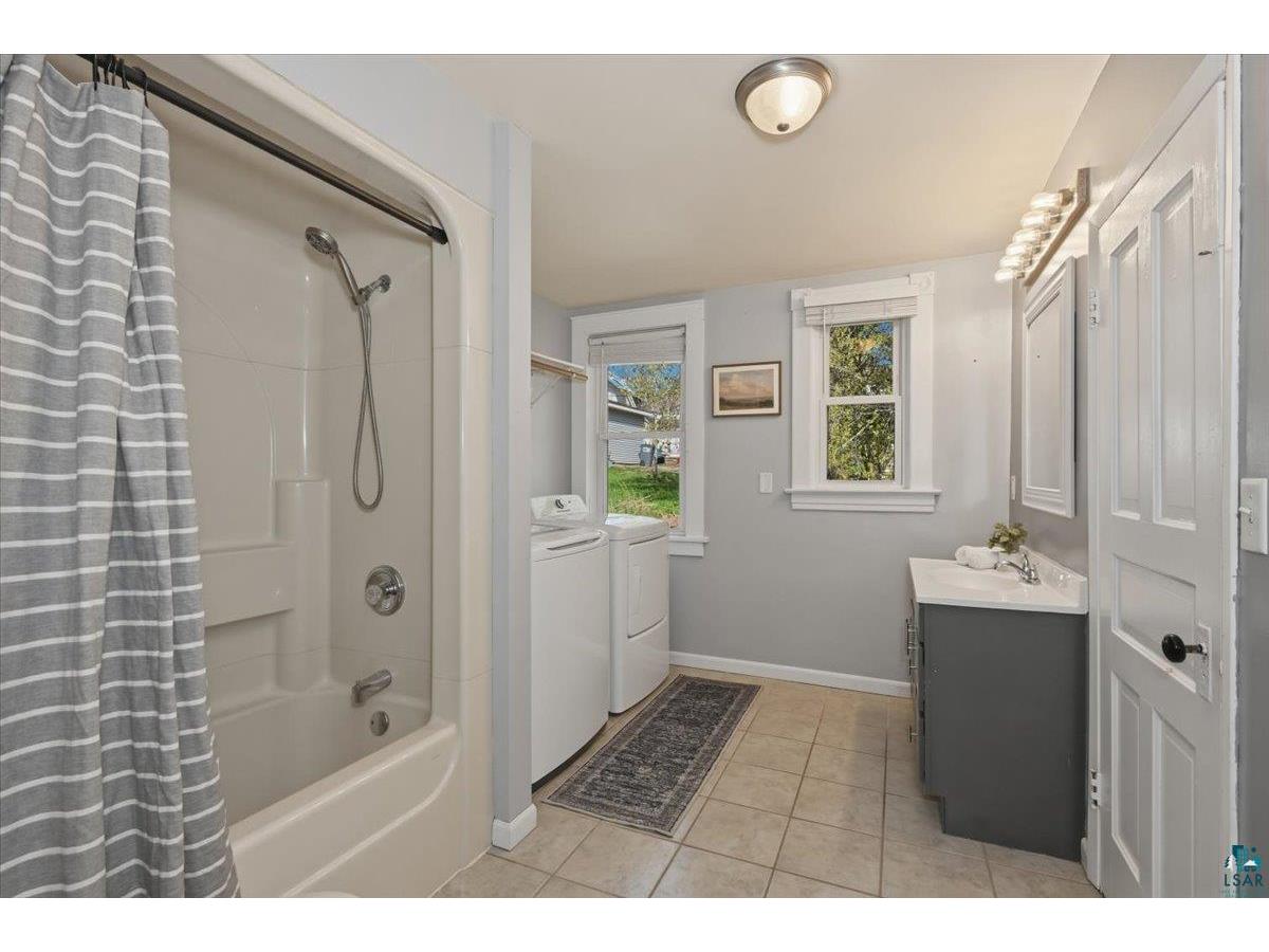 2117 W 4th St Duluth MN 55806 6125252 image15