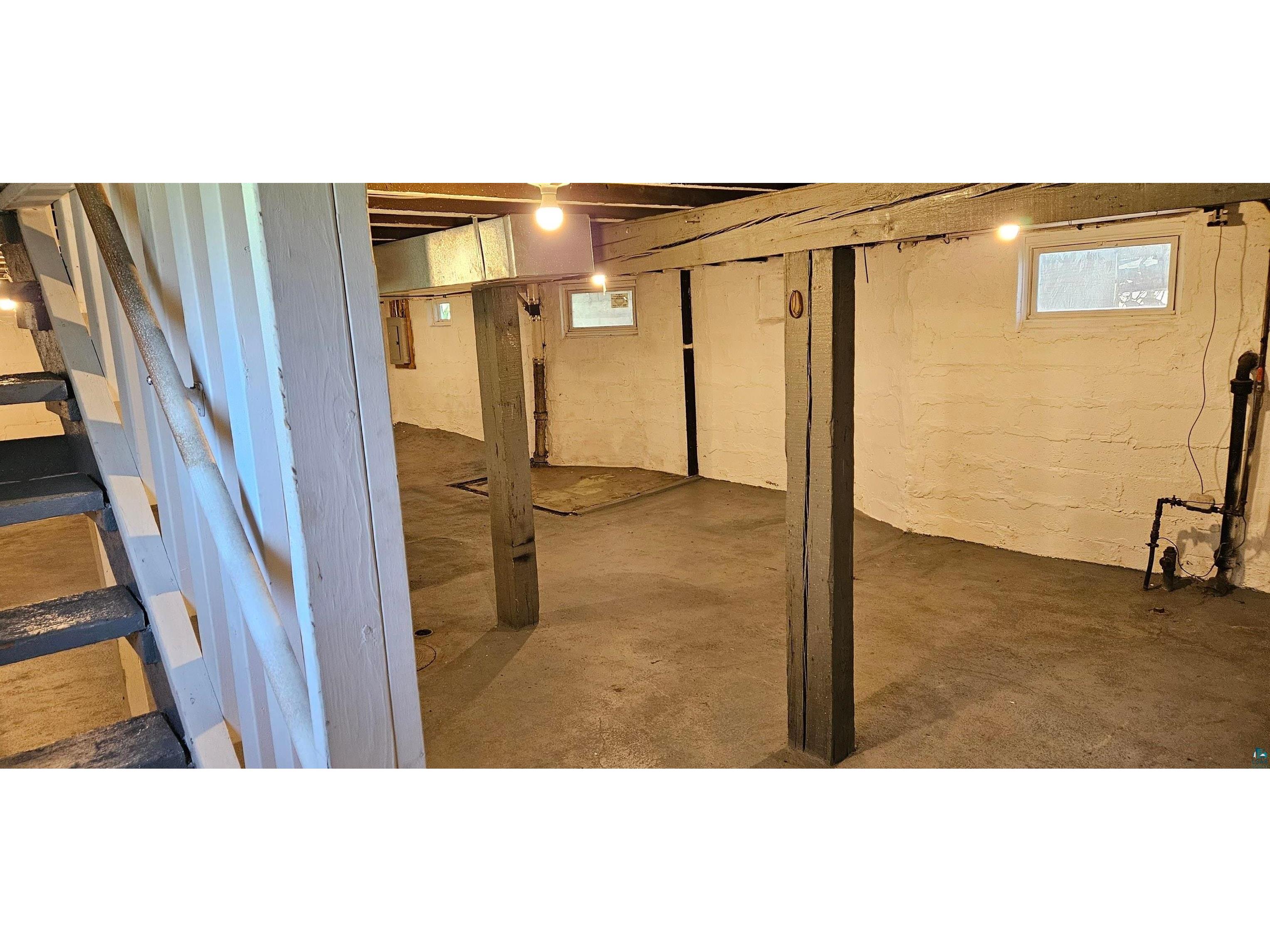 2117 W 4th St Duluth MN 55806 6125252 image21