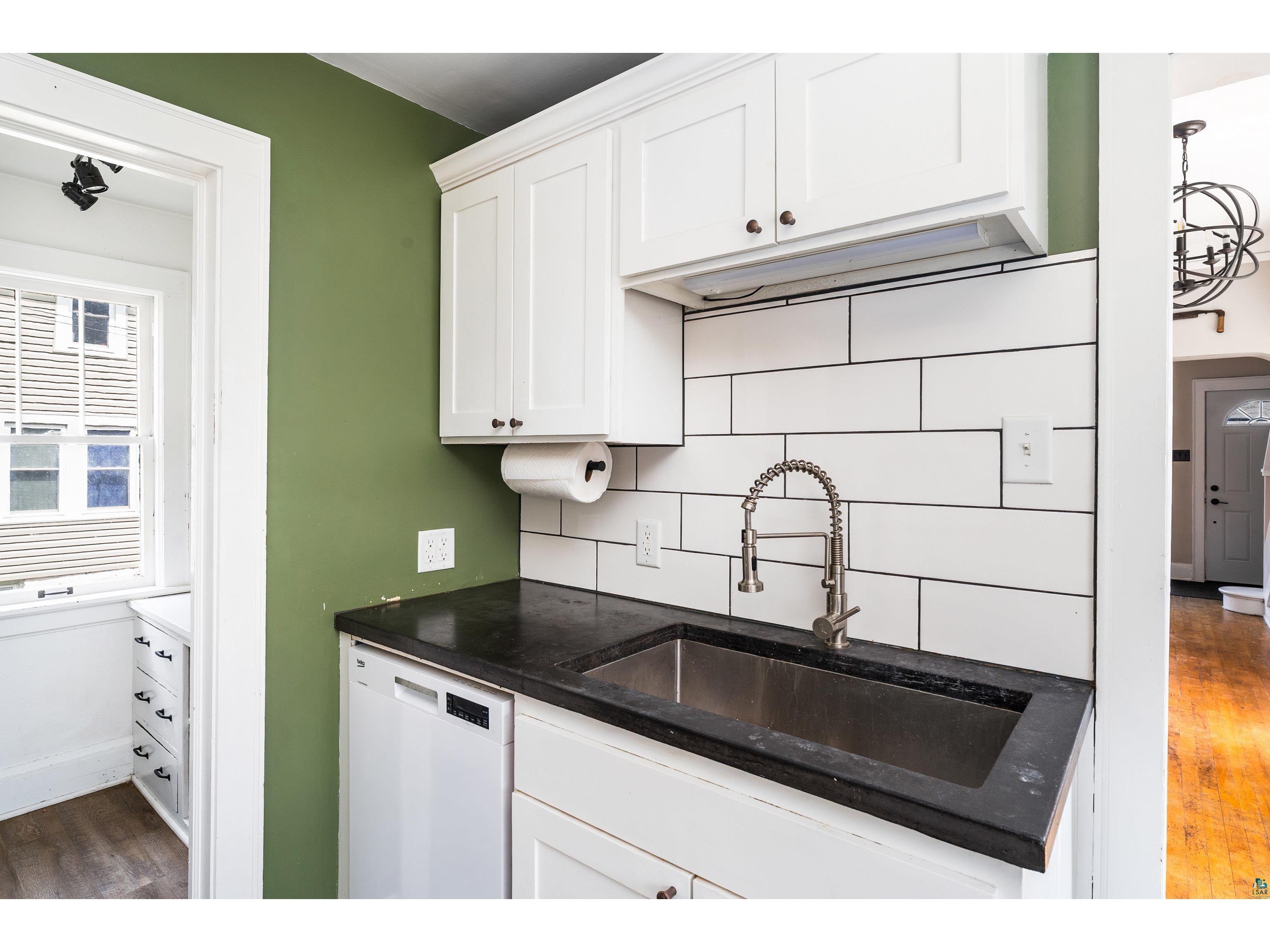 212 1/2 E 5th St Duluth MN 55805 6125218 image16