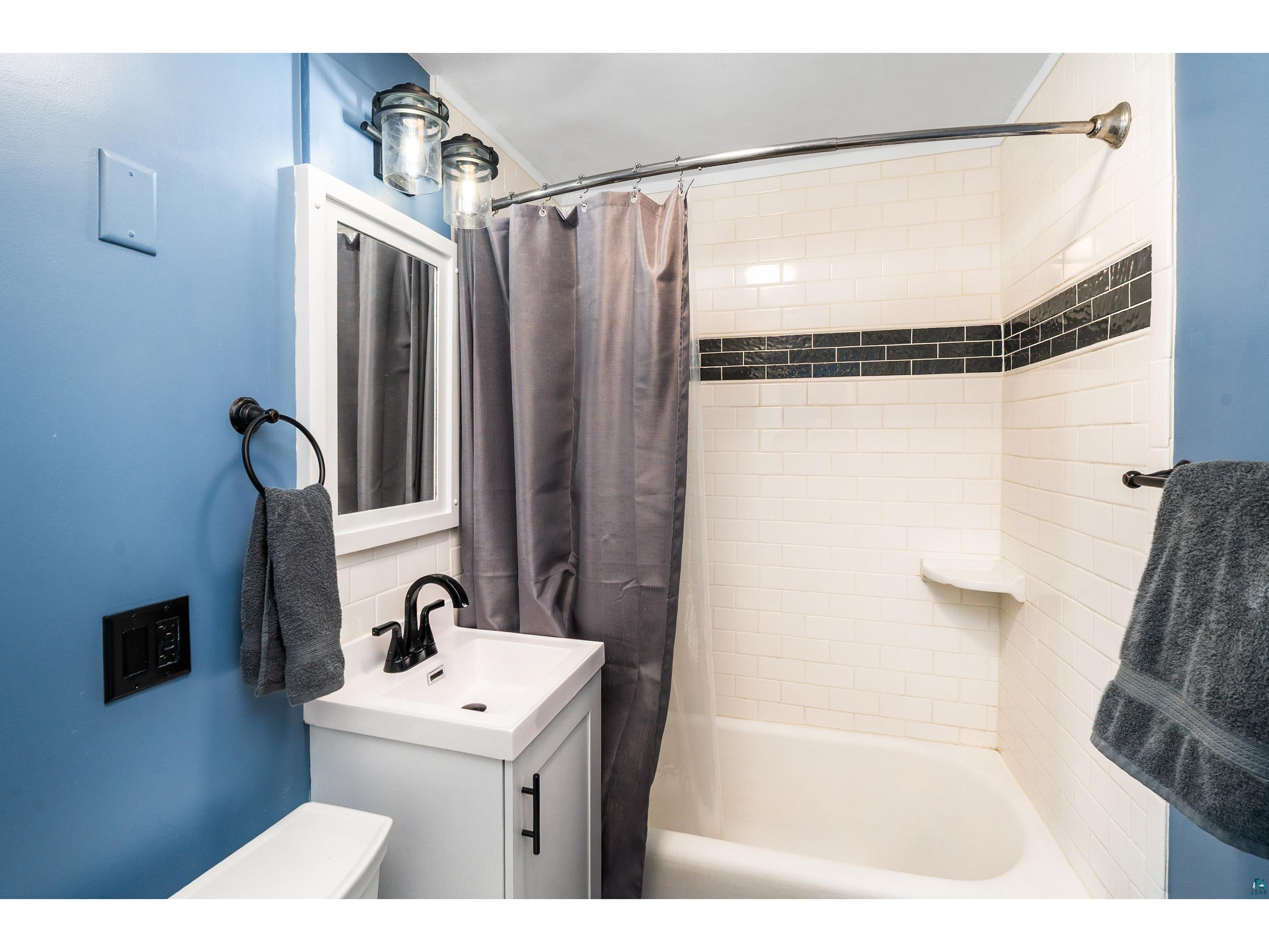 212 1/2 E 5th St Duluth MN 55805 6125218 image18