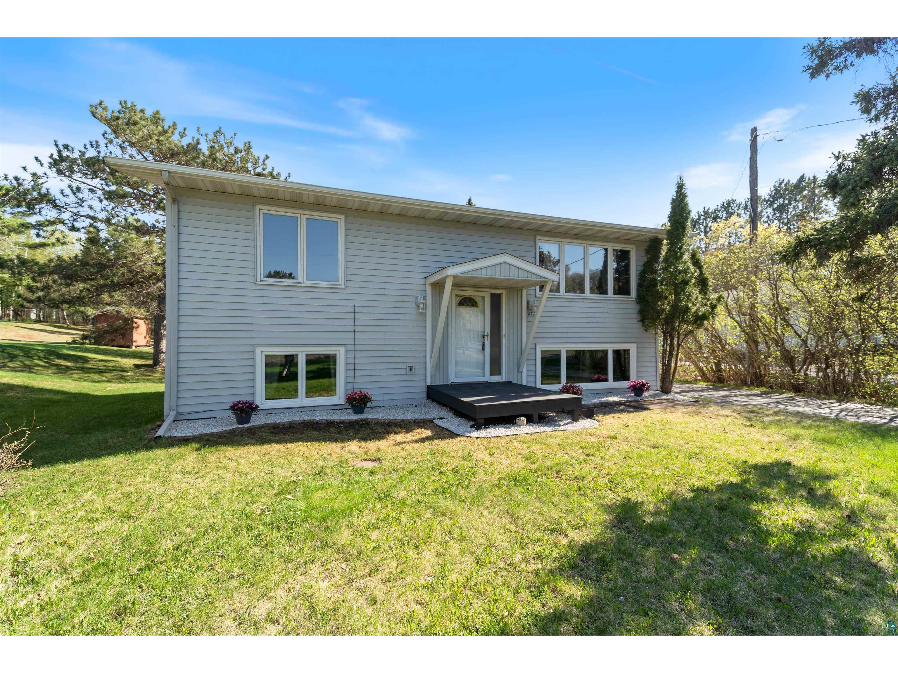 212 E Willow St Duluth MN 55811 6119319 image1