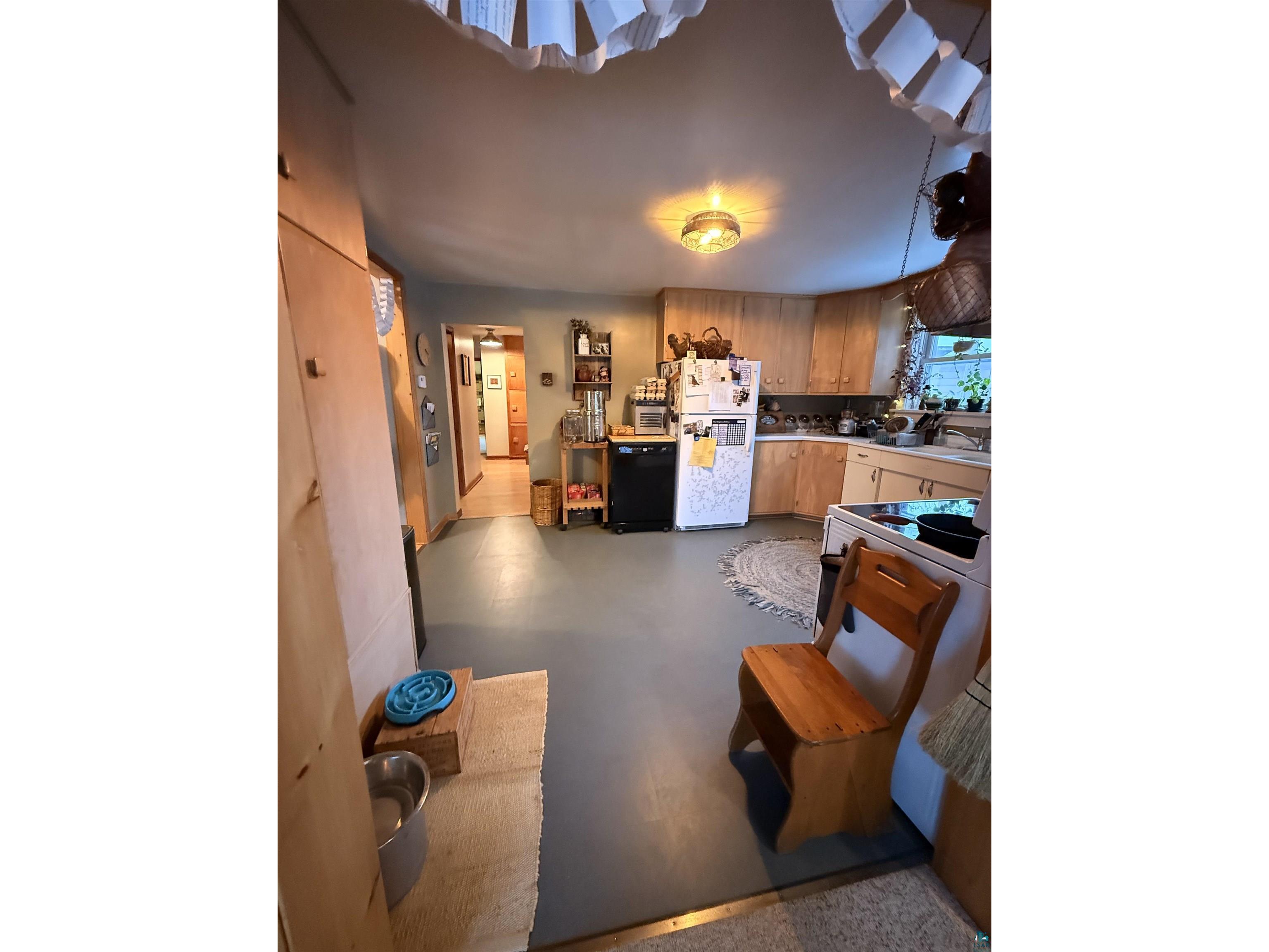 212 W Pine St Washburn WI 54891 6125774 image10
