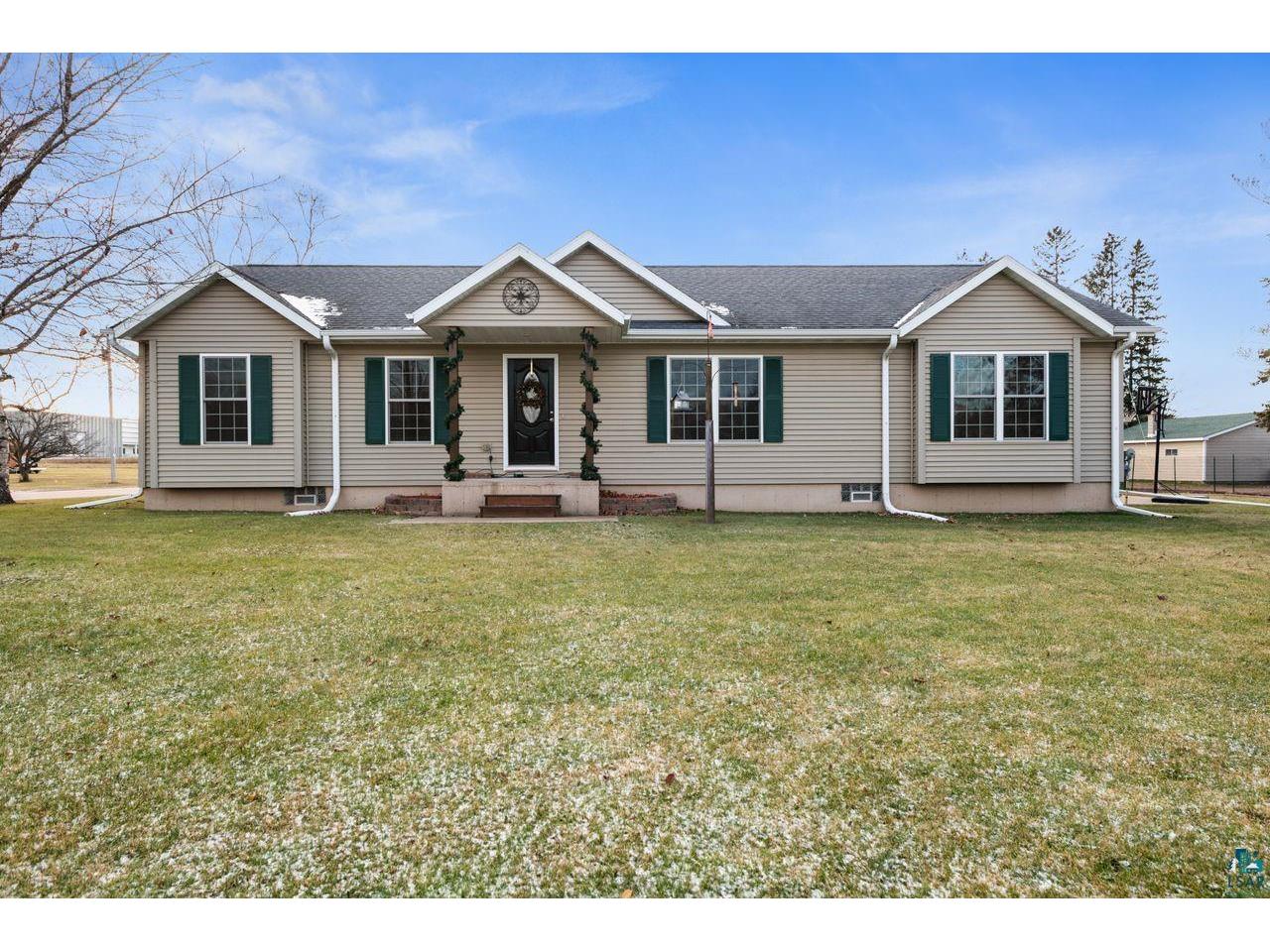 2121 E 6th St Ashland WI 54806 6111761 image1