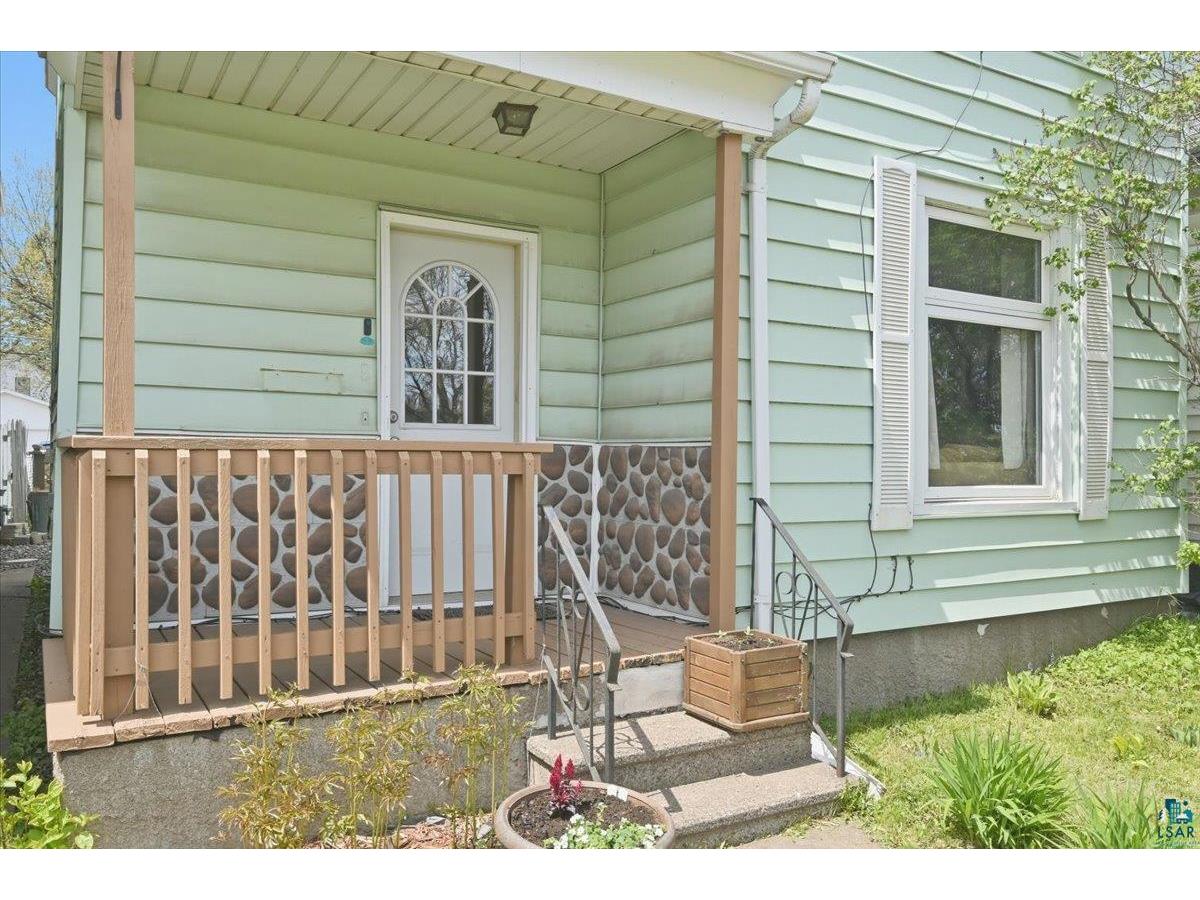 2123 Tower Ave Superior WI 54880 6125565 image2