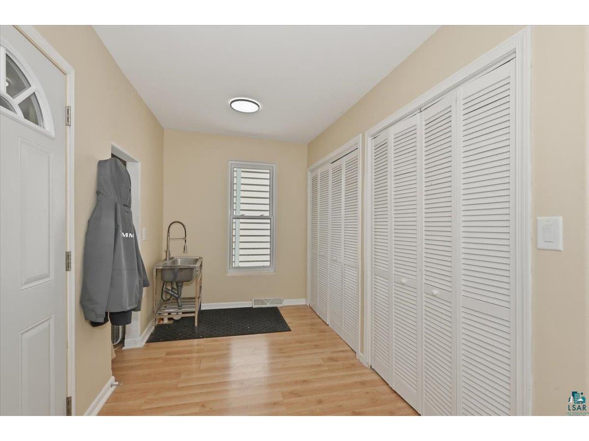 2123 Tower Ave Superior WI 54880 6125565 image3
