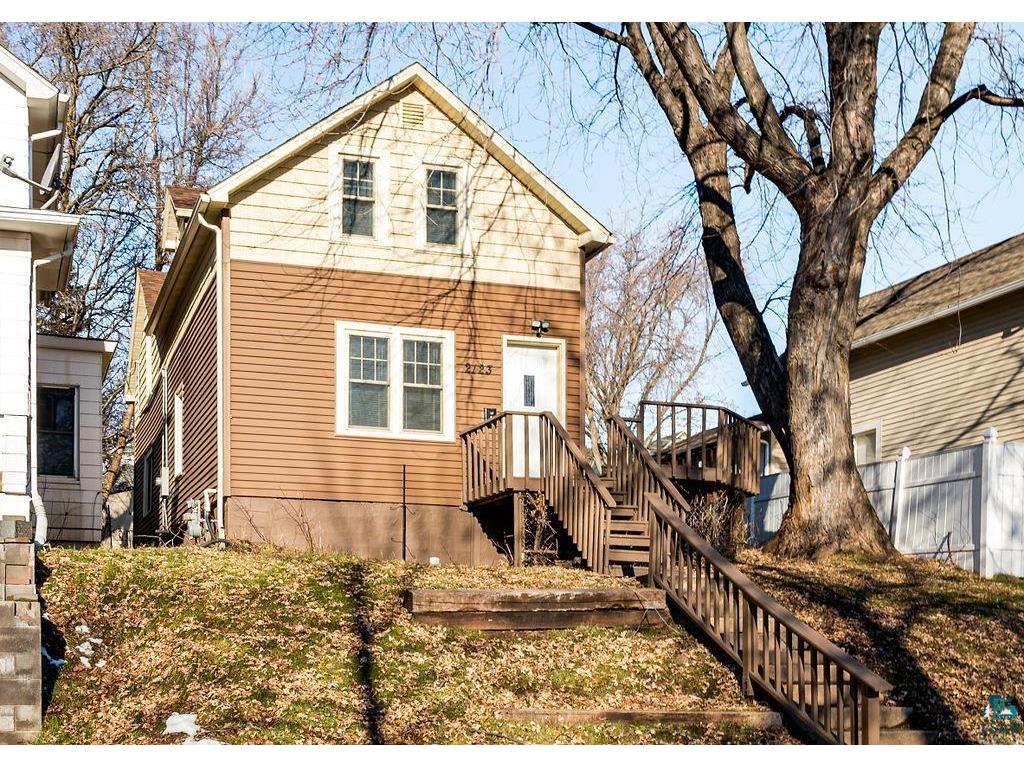 2123 W 6th St Duluth MN 55806 6112108 image1