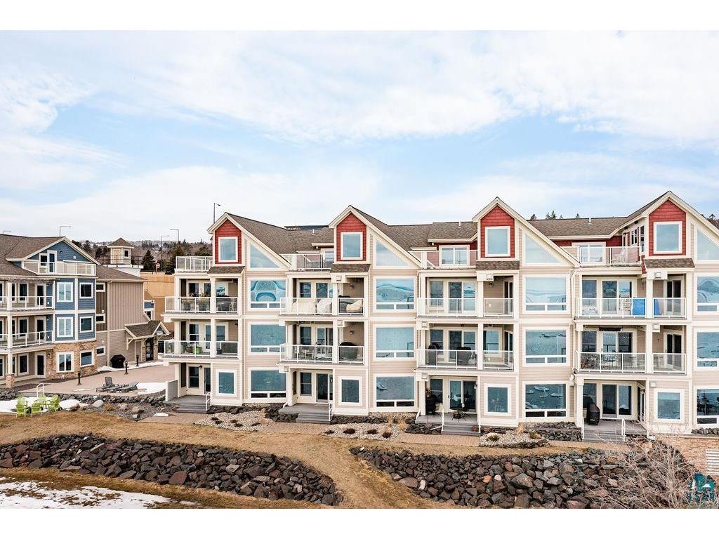 2126 Water St Duluth MN 55812 - Lake Superior 6107441 image1