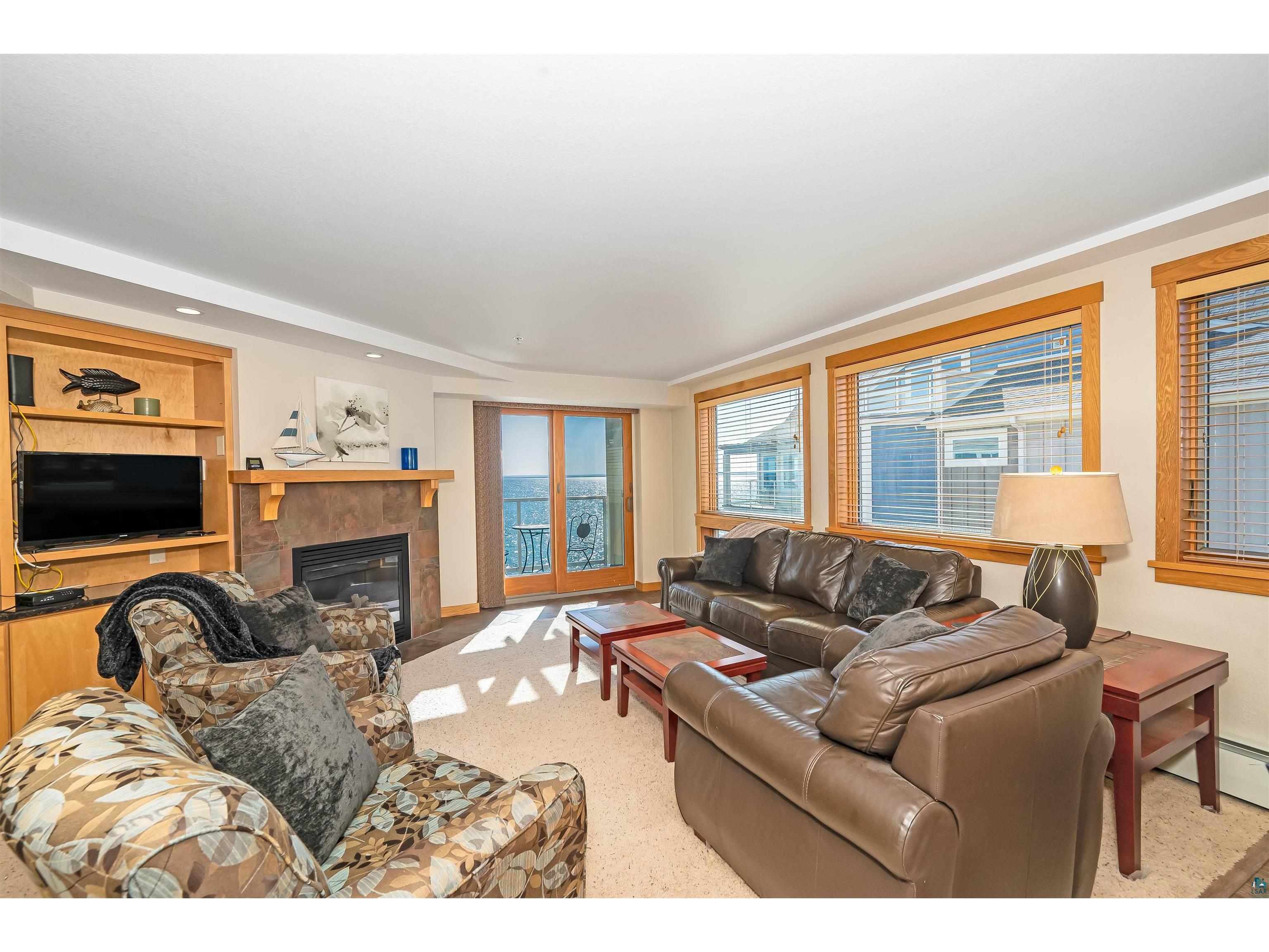 2126 Water St Duluth MN 55812 - Lake Superior 6119566 image4