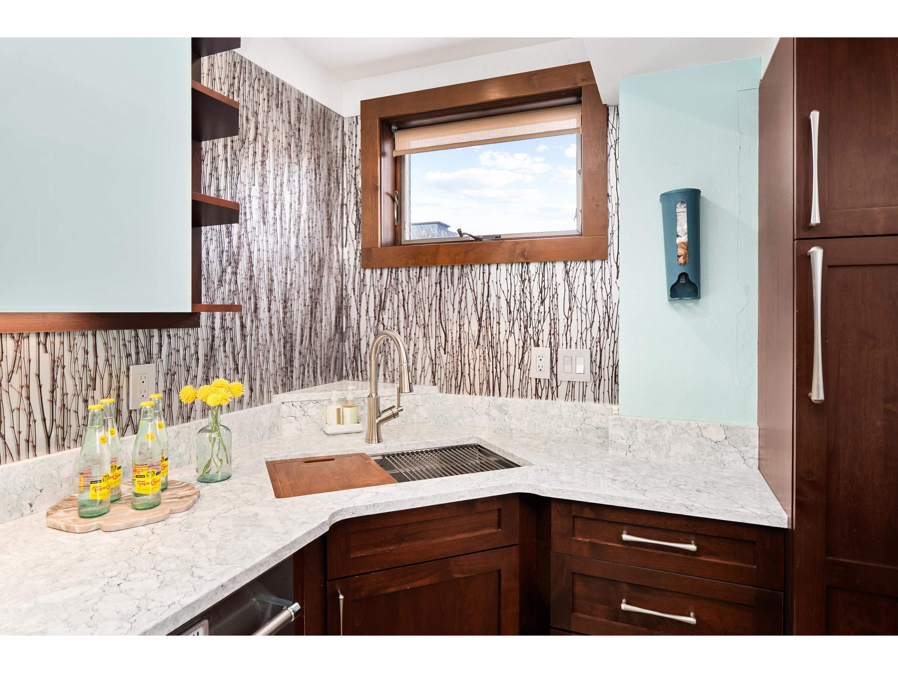 2126- L205 Water St Duluth MN 55812 - Lake Superior 6122445 image19