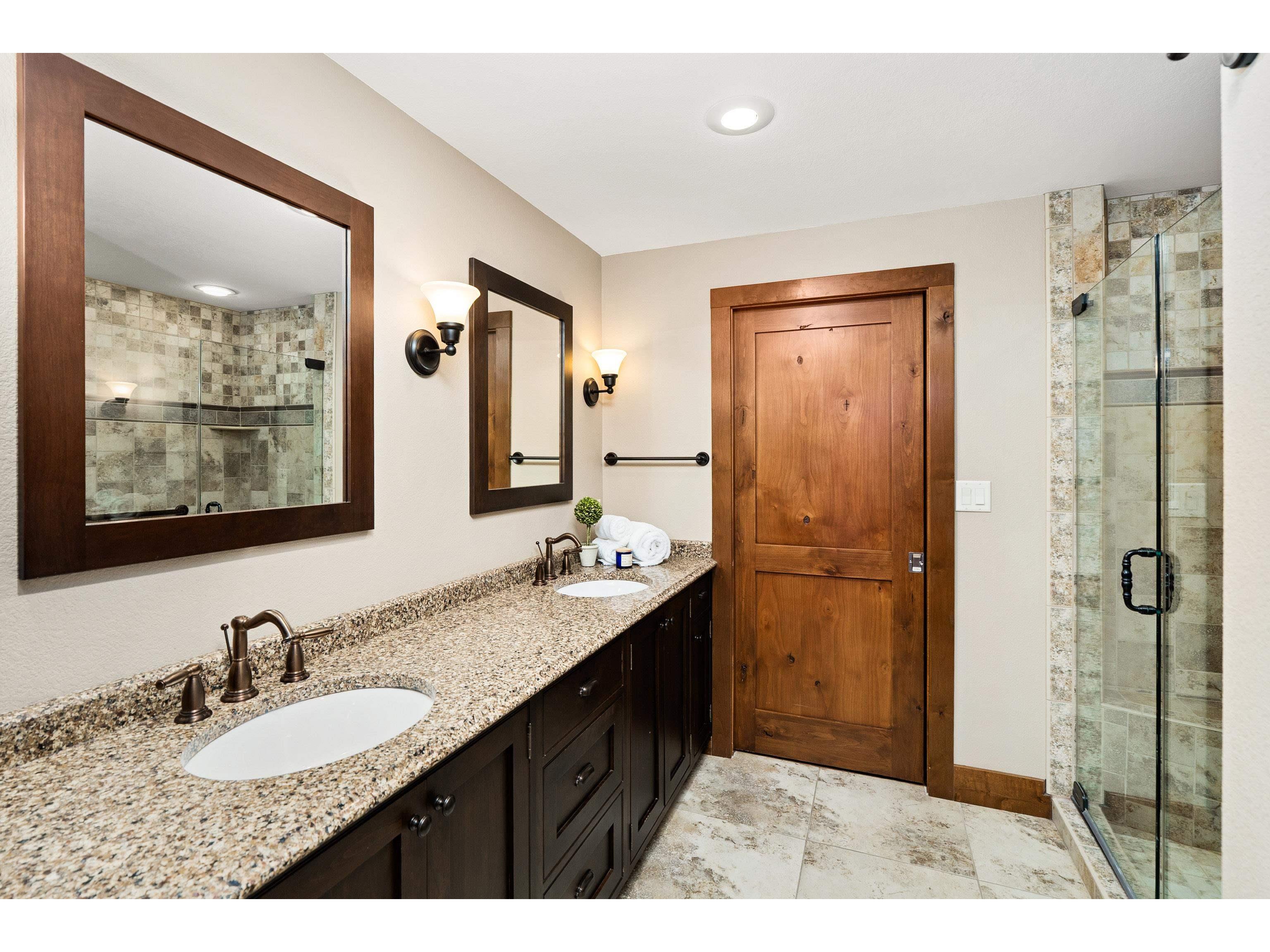 2126- L205 Water St Duluth MN 55812 - Lake Superior 6122445 image28