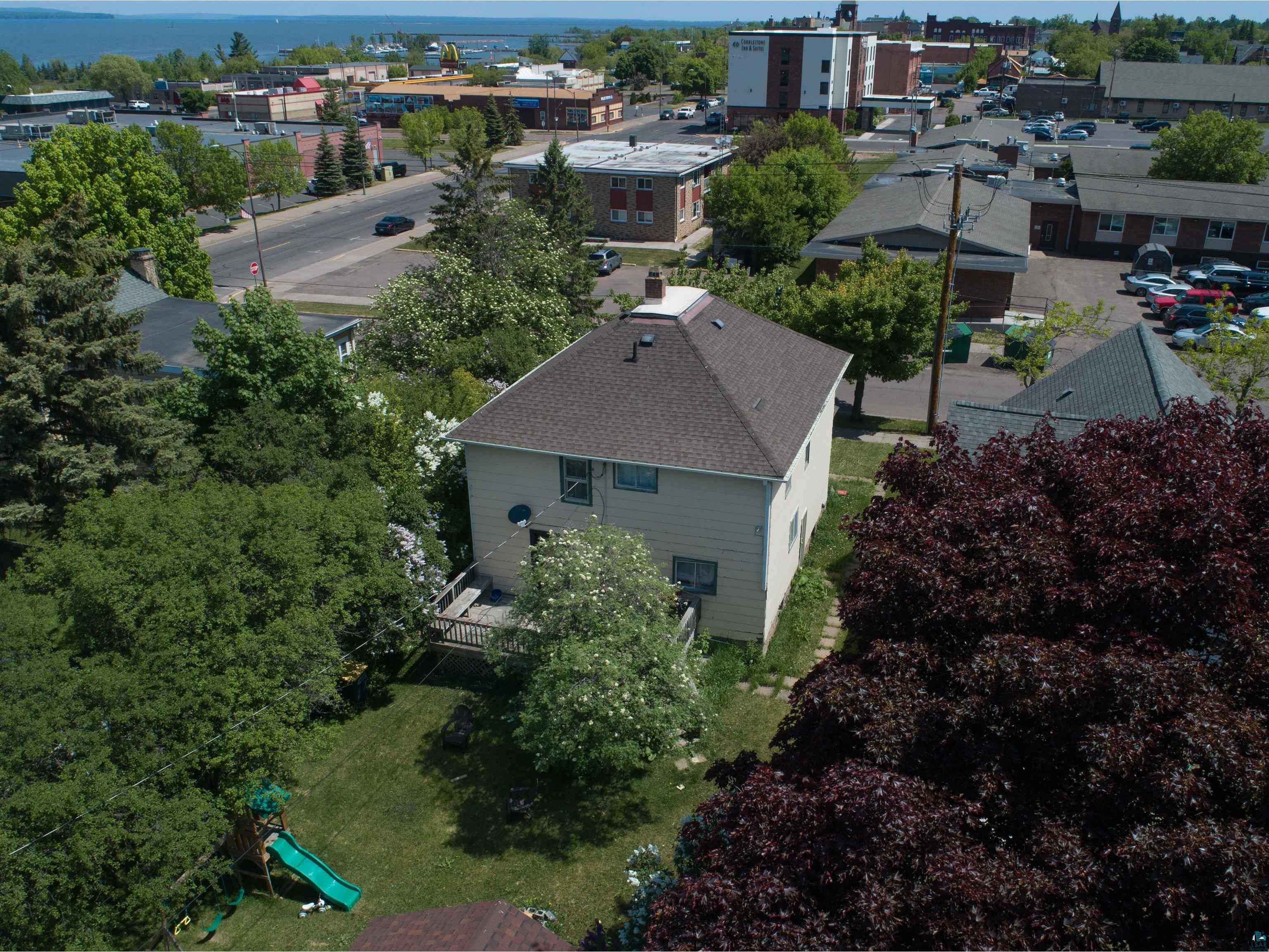 213 10th Ave W Ashland WI 54806 6108982 image1