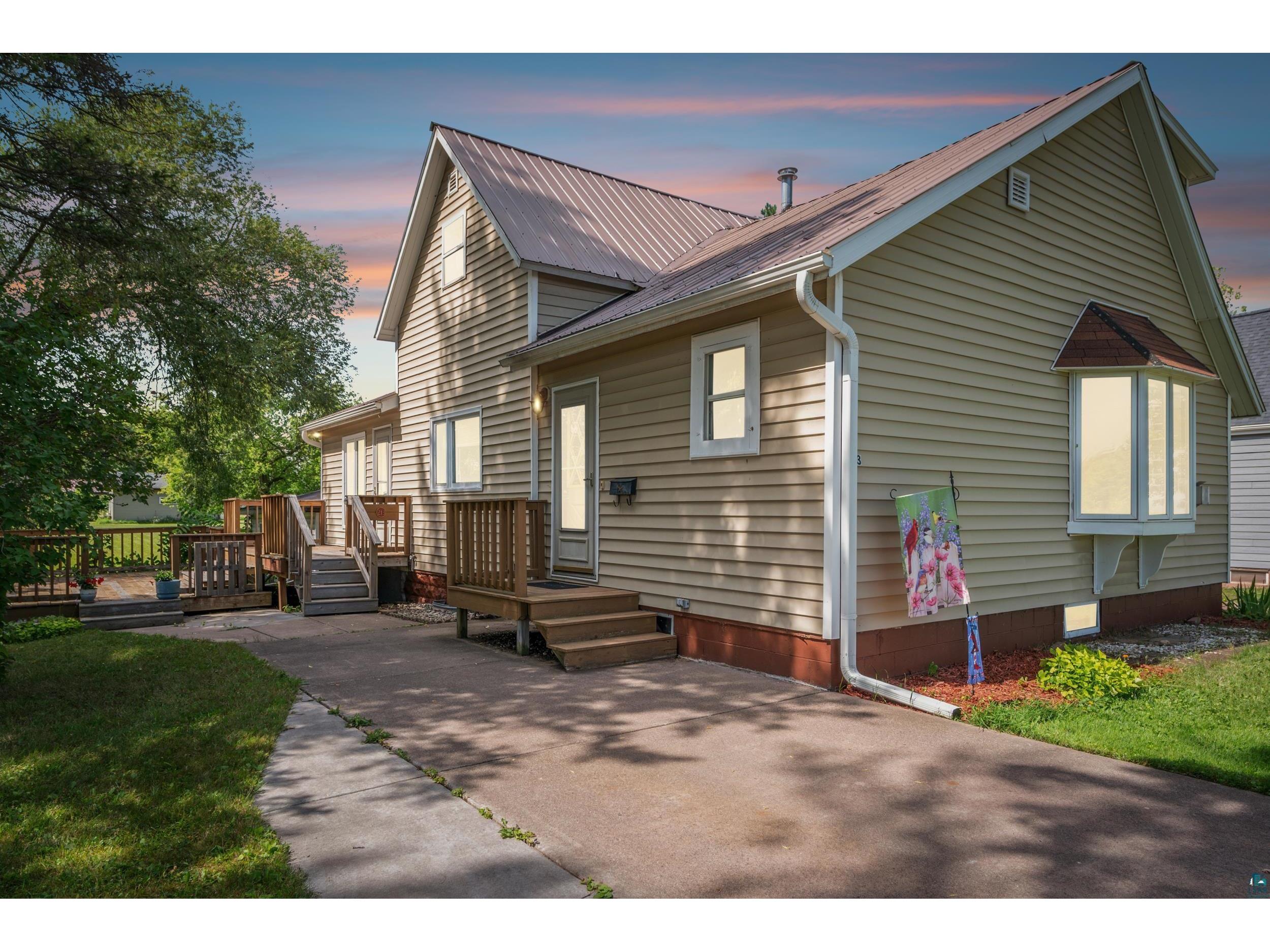 213 22nd Ave E Ashland WI 54806 6115720 image1