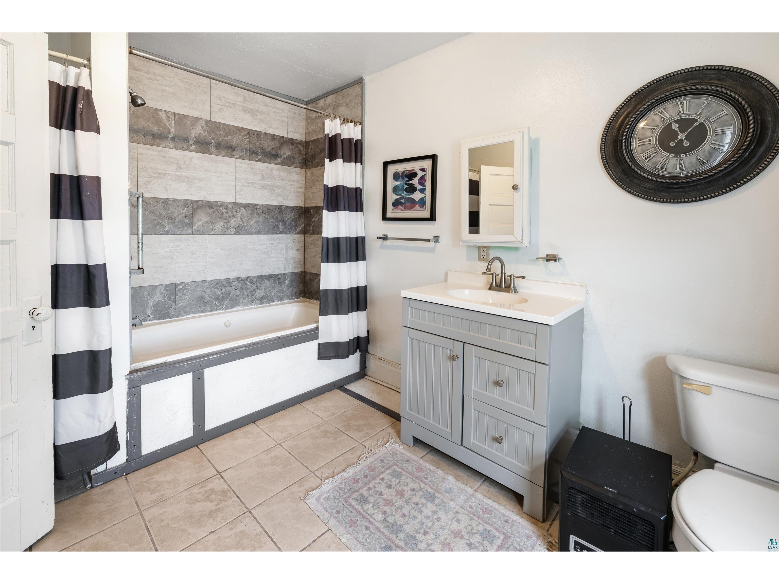 213 W Wisconsin Ave Gilbert MN 55741 6126351 image21