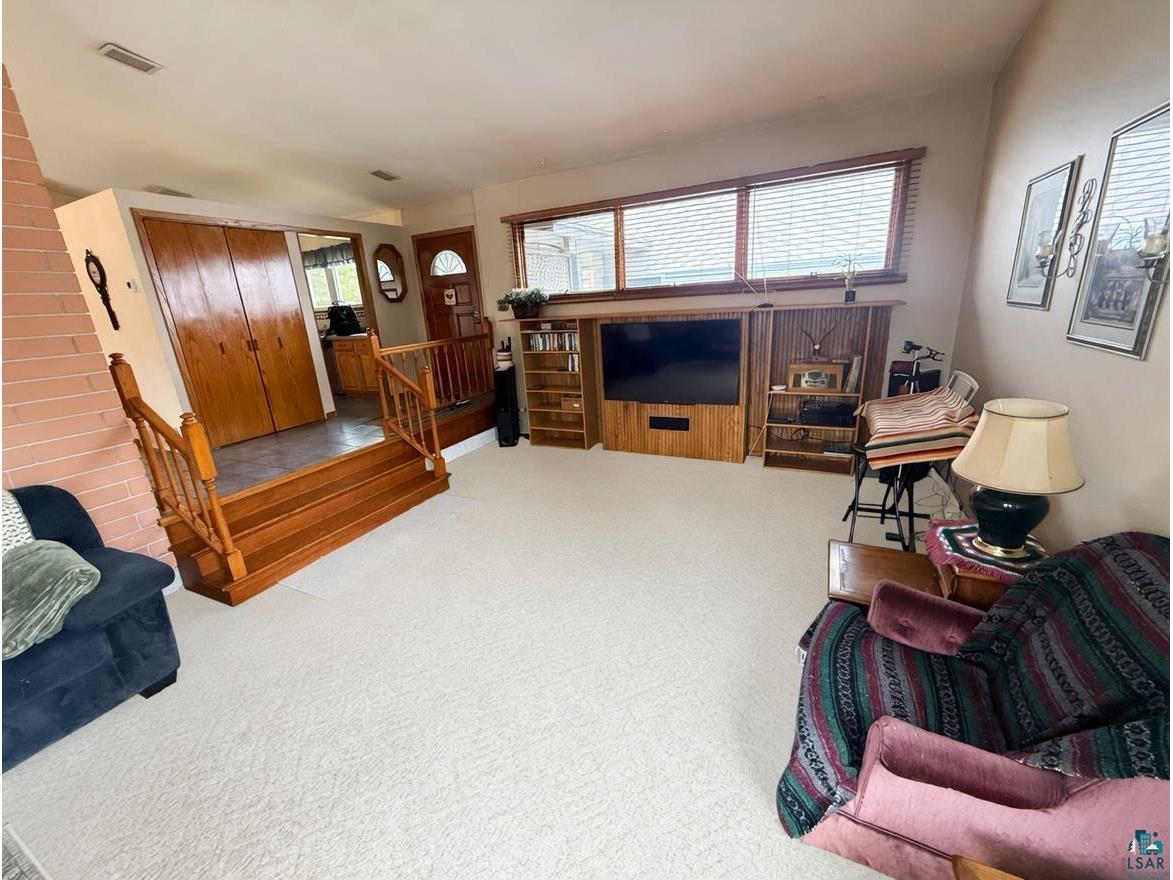 2136 Adirondack St Duluth MN 55811 6125005 image4