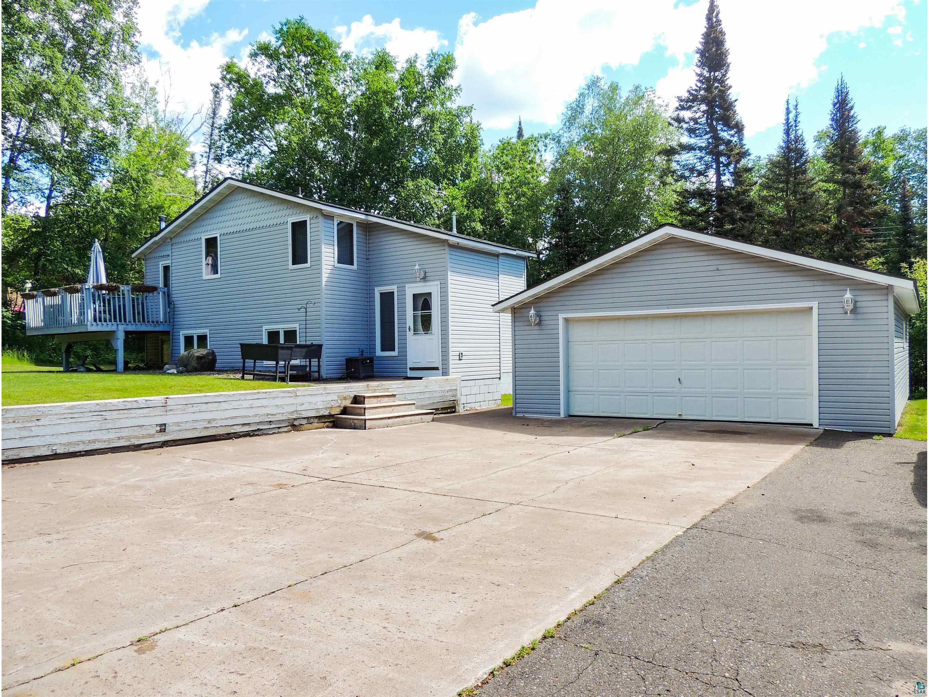 214 9th Ave W, Grand Marais, MN, 55604 MLS 6114595 Edina Realty
