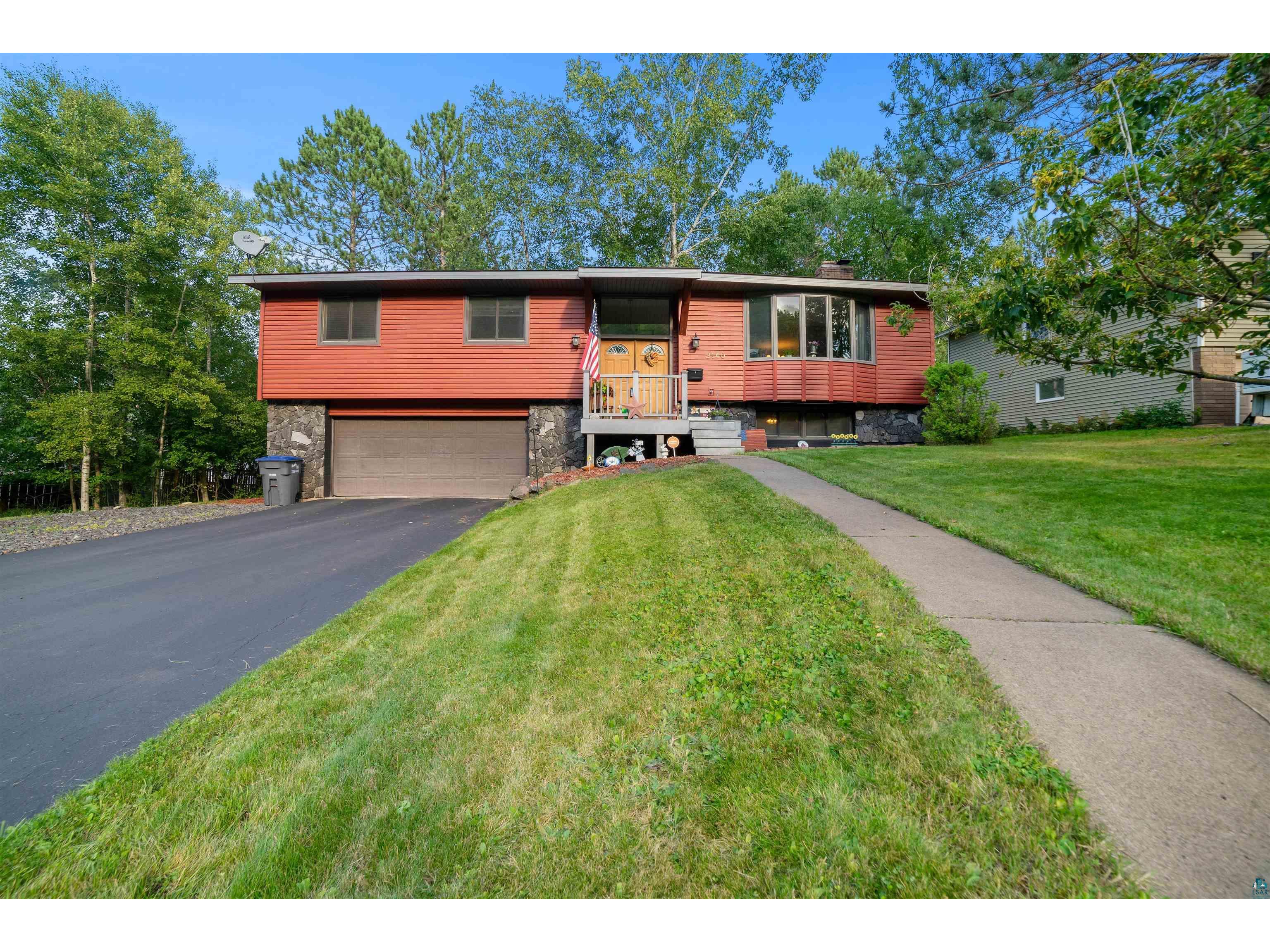 2140 Dunedin Ave Duluth MN 55803 6115993 image1