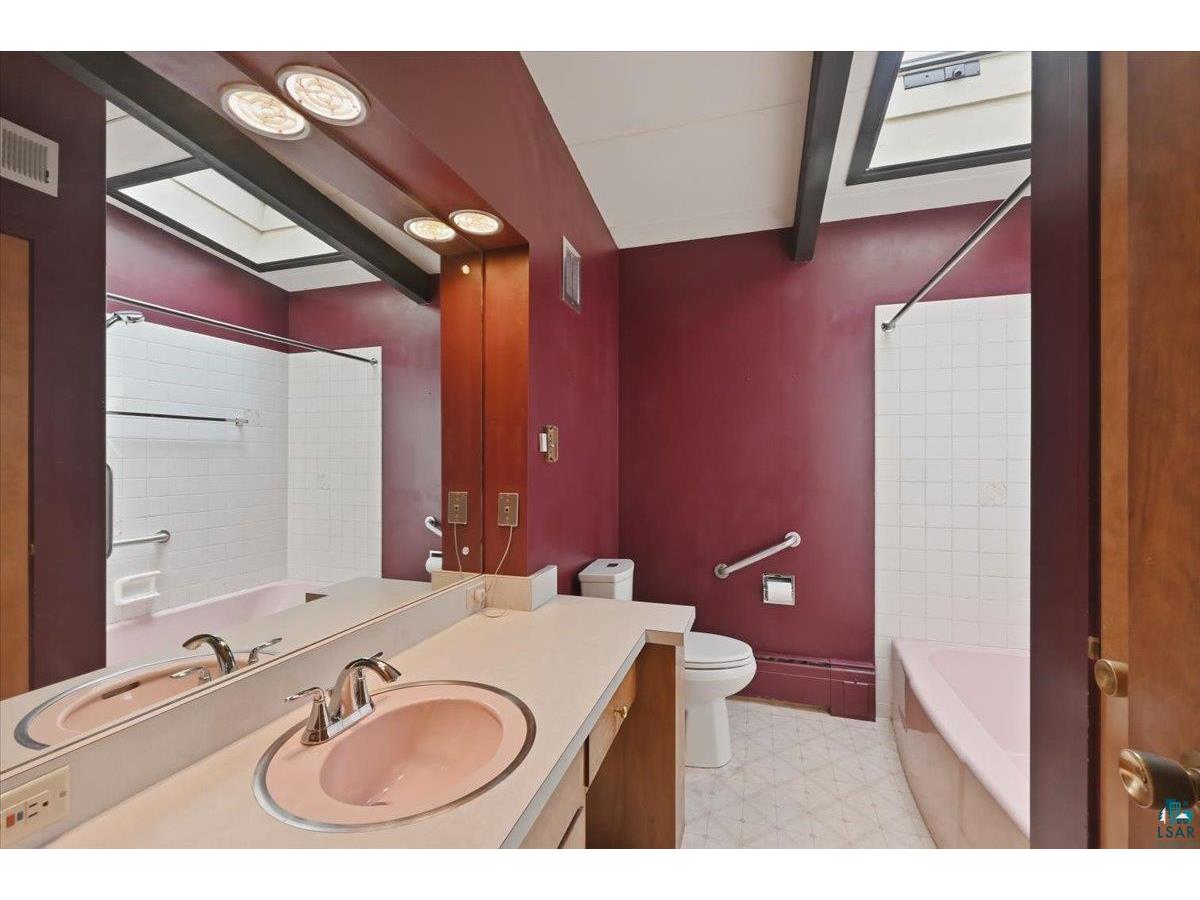 2141 Leonard St Duluth MN 55811 - Miller Creek 6125678 image20
