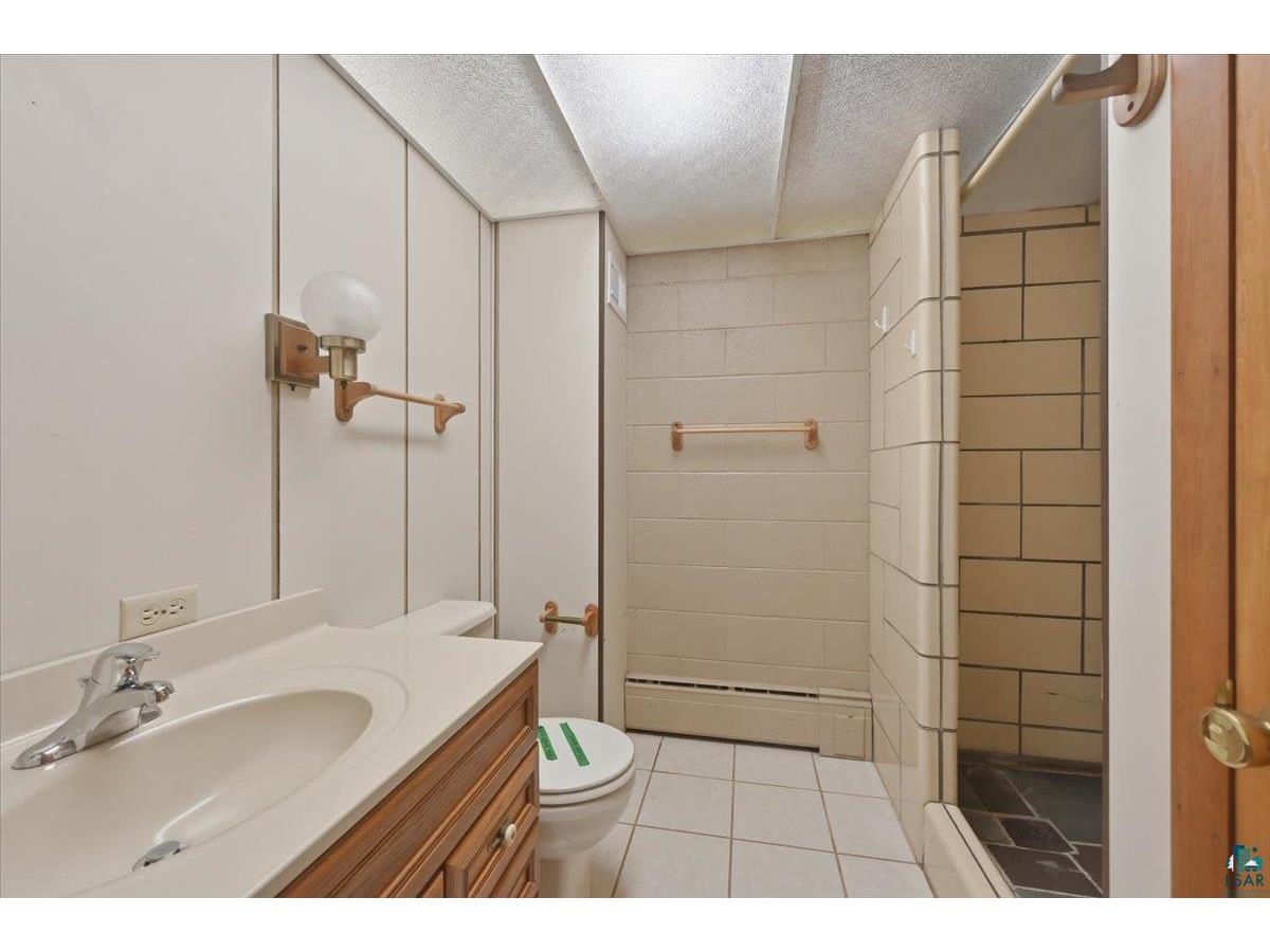 2141 Leonard St Duluth MN 55811 - Miller Creek 6125678 image27