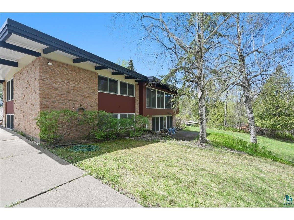 2141 Leonard St Duluth MN 55811 - Miller Creek 6125678 image31
