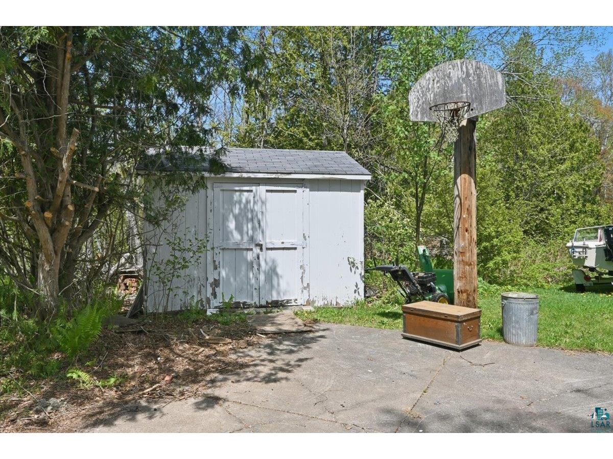 2141 Leonard St Duluth MN 55811 - Miller Creek 6125678 image37