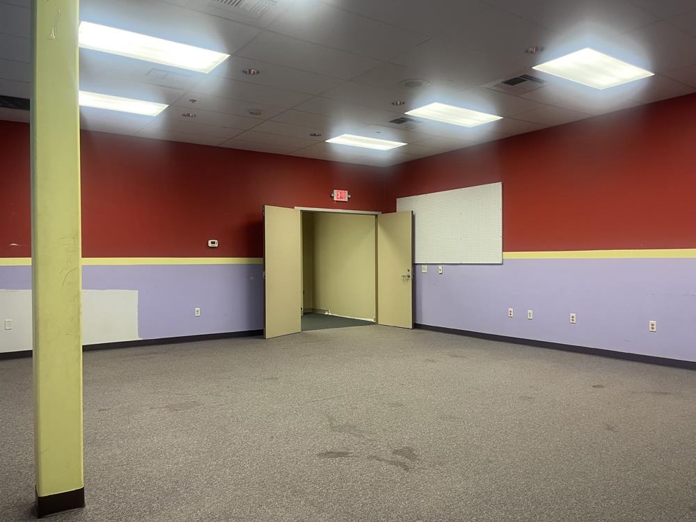 215 N Central Ave Duluth MN 55807 6122391 image4