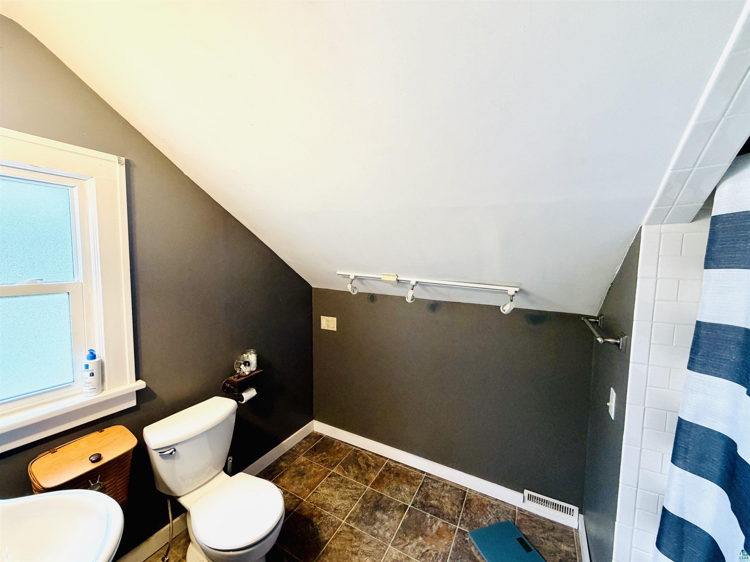 215 Park Ave Cloquet MN 55720 6126108 image21
