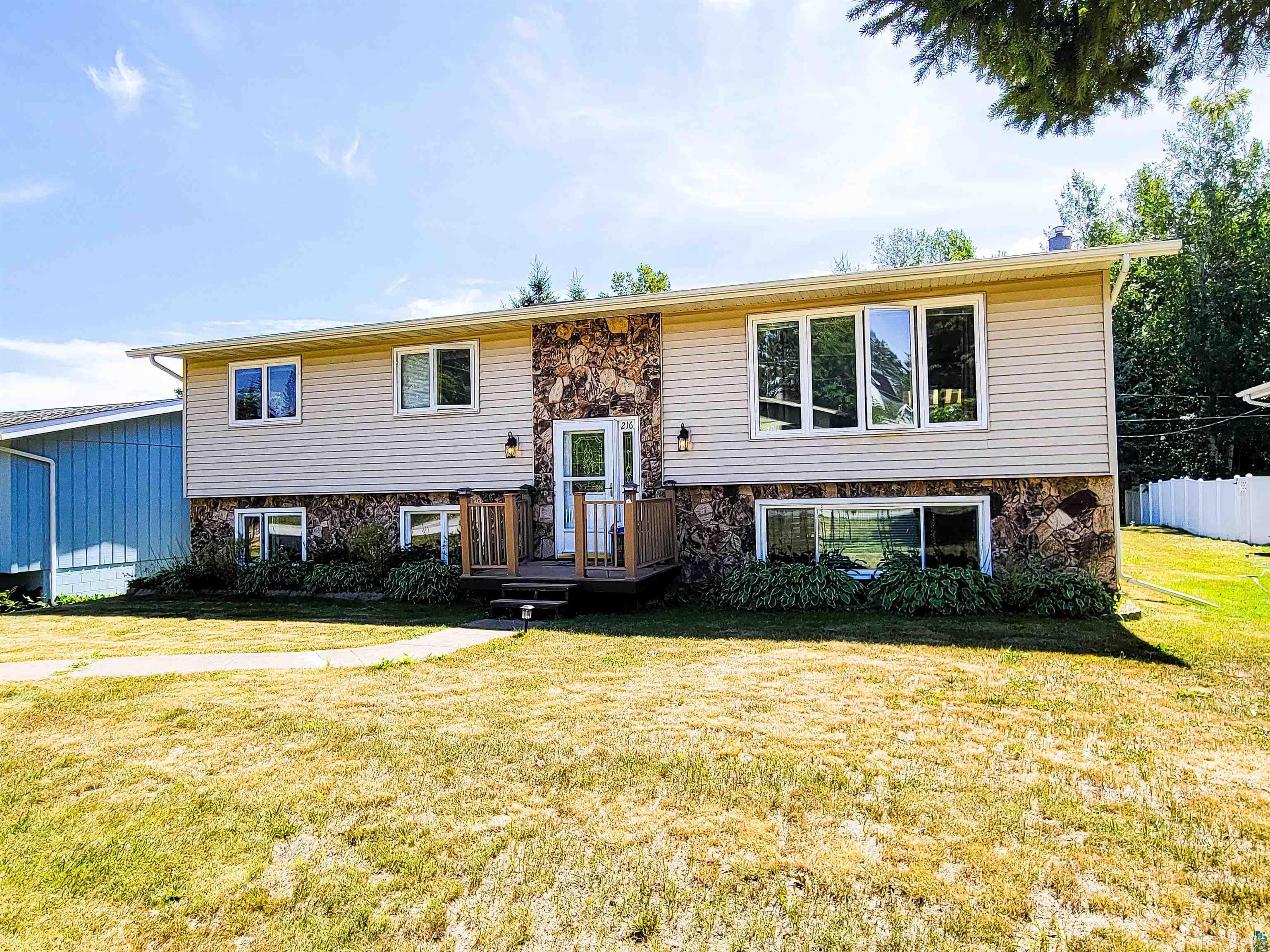 216 12th St Proctor MN 55810 6111758 image1