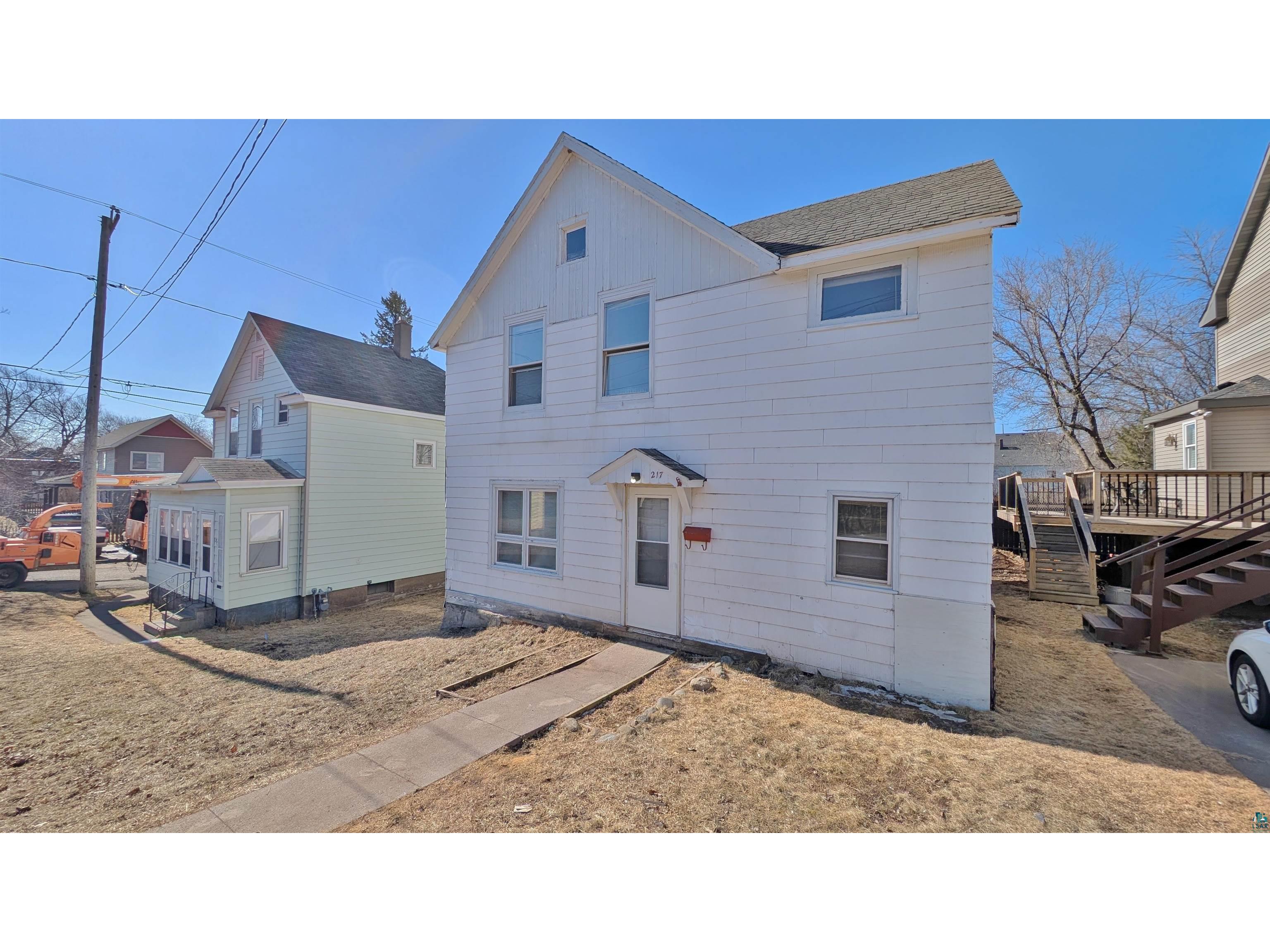 217 N 26th Ave W Duluth MN 55806 6118353 image1